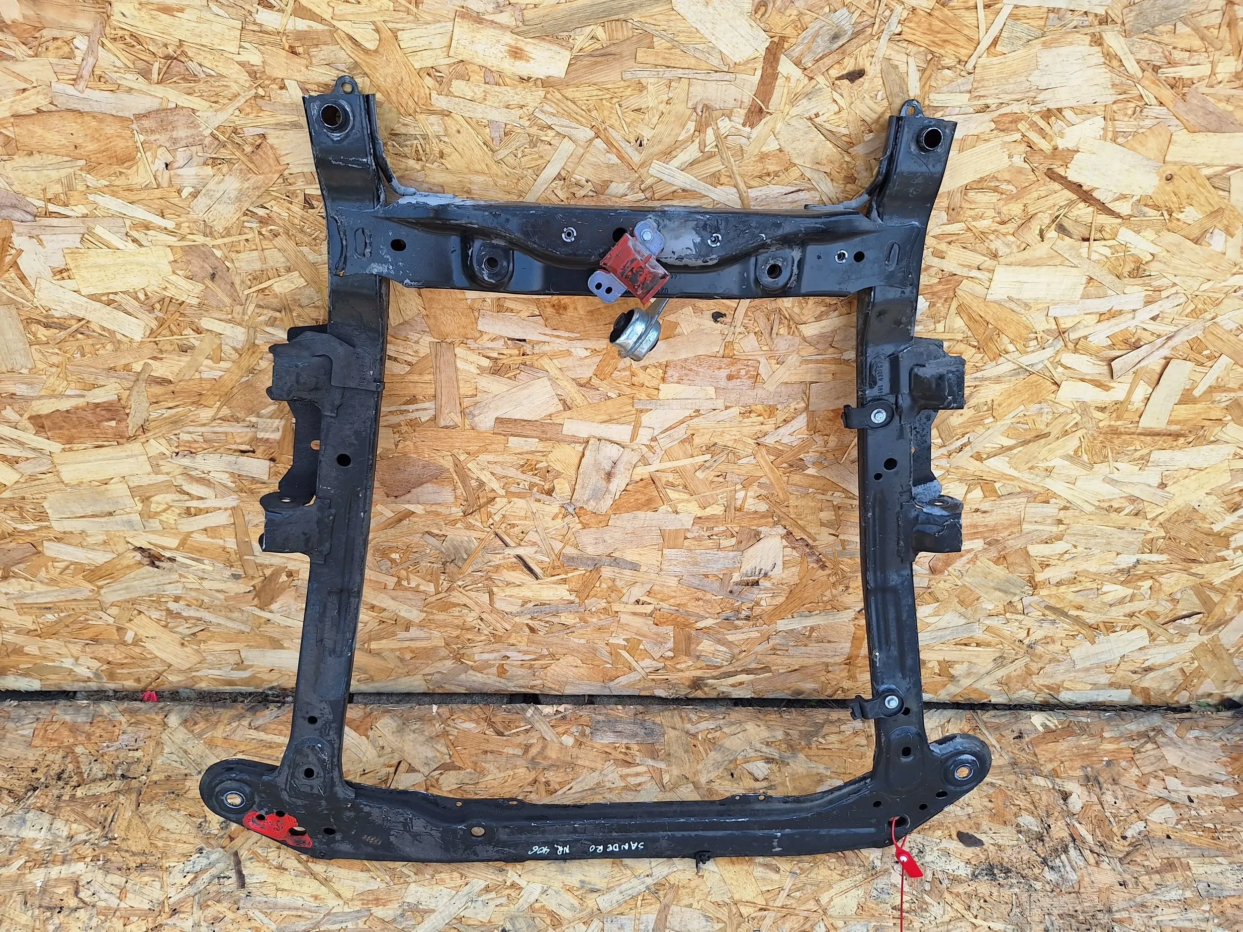 Kołyska przód Dacia Sandero II 1.2 16V 12-