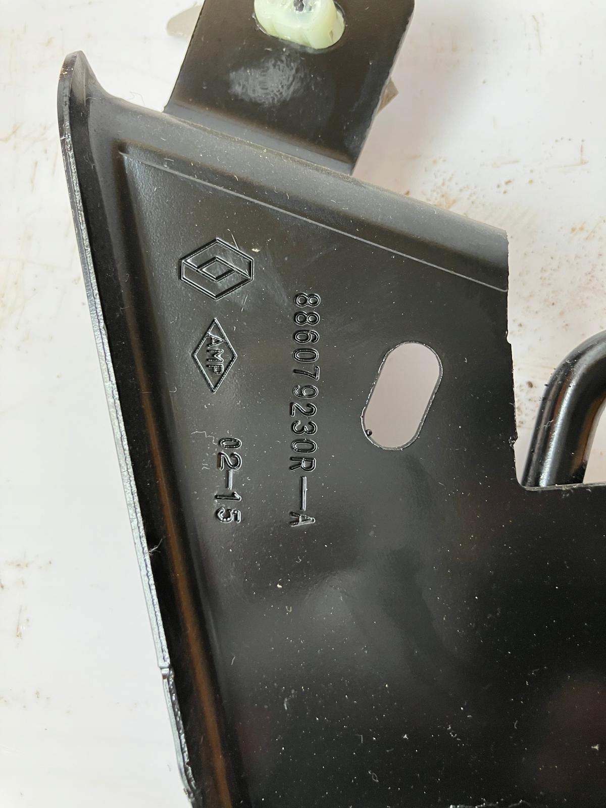holder KANAPY right RENAULT ZOE 886079230R