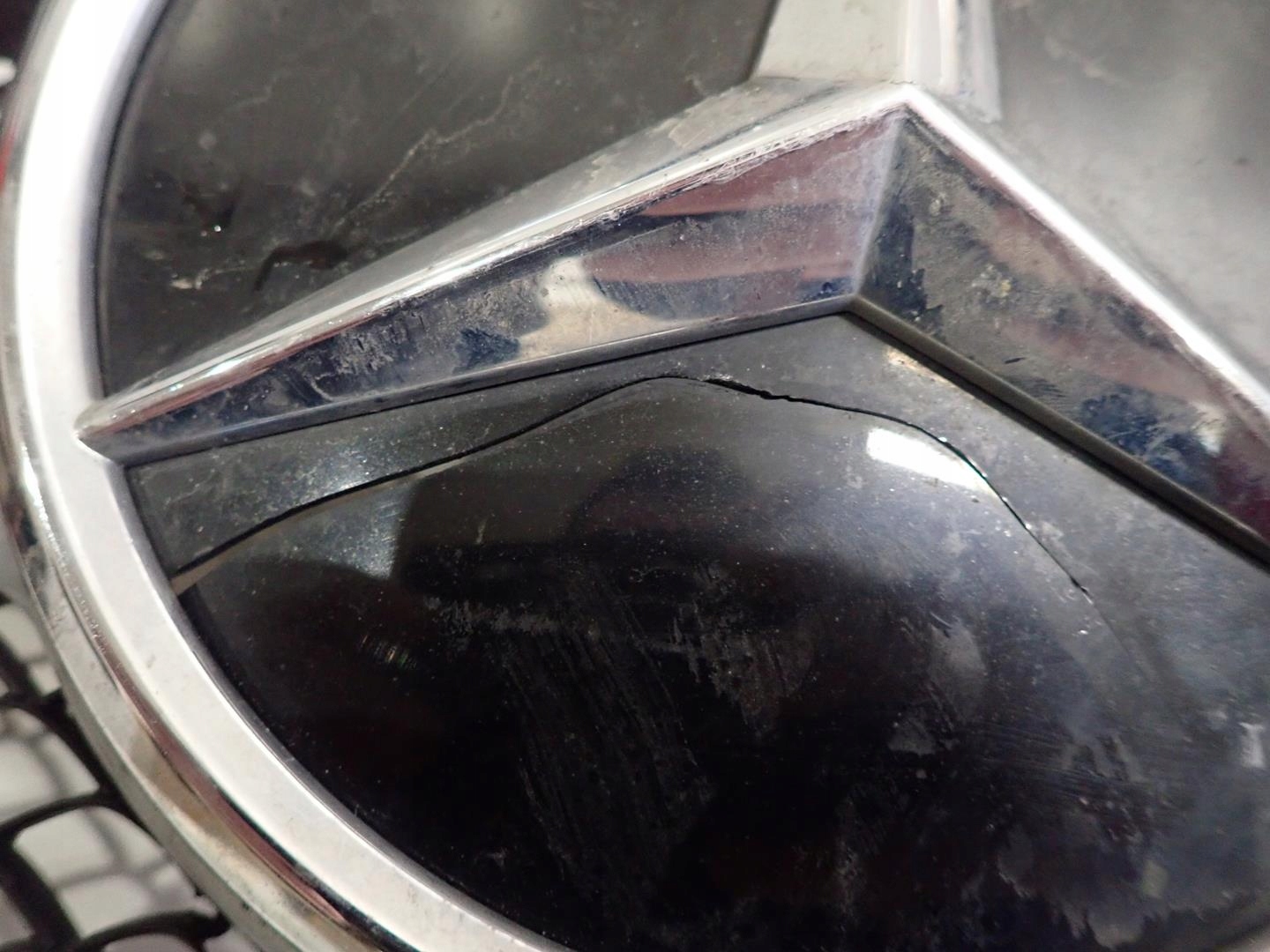grille MERCEDES C-KLASA W205 2014- A2058801704