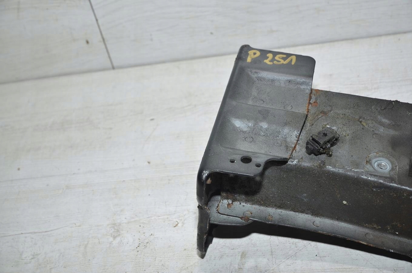 quarter right Mercedes R-klasa W251