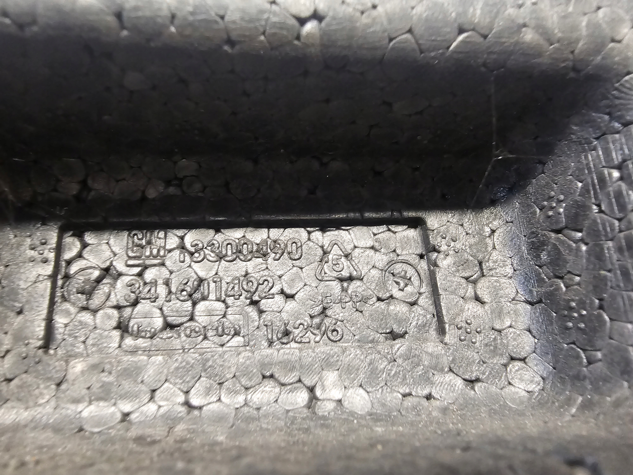 OPEL ZAFIRA C ABSORBER polystirene bumper front 13300490