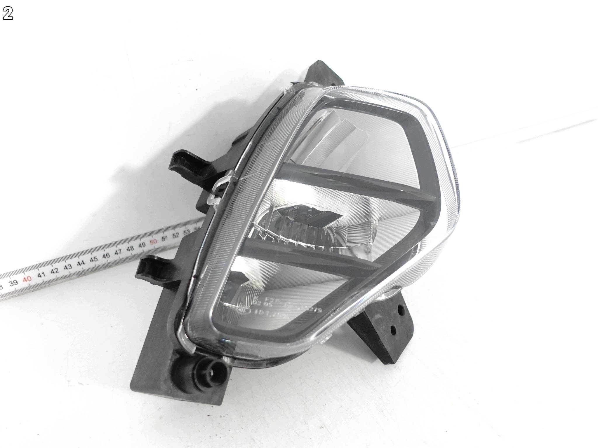 VW TAIGO 2G7 21- light fog light LED DRL right W bumper front