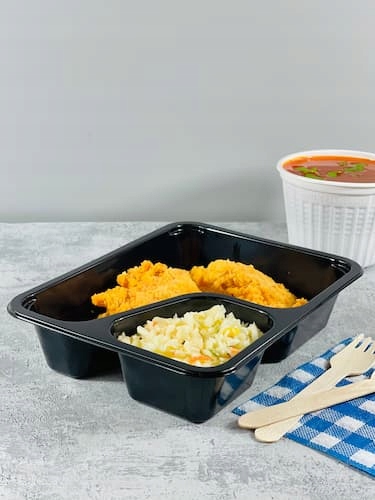 Pojemniki obiadowe do zgrzewu czarne 50szt 2komory Materiał plastik