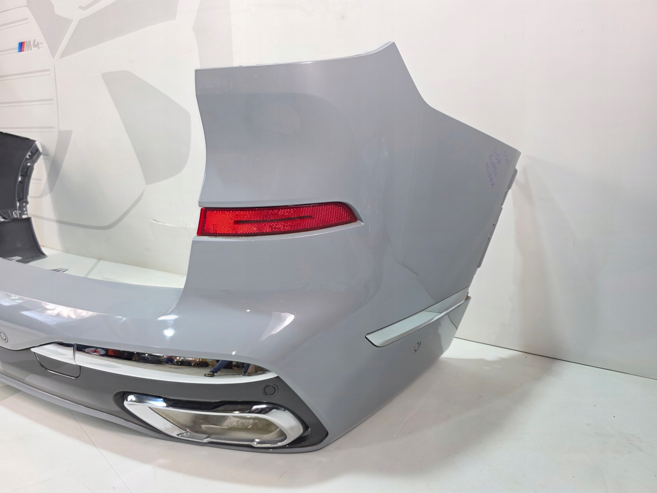 bumper rear BMW X7 G07 LCI m-packet 6XPDC C4P BROOKLYN GRAU METALLIC