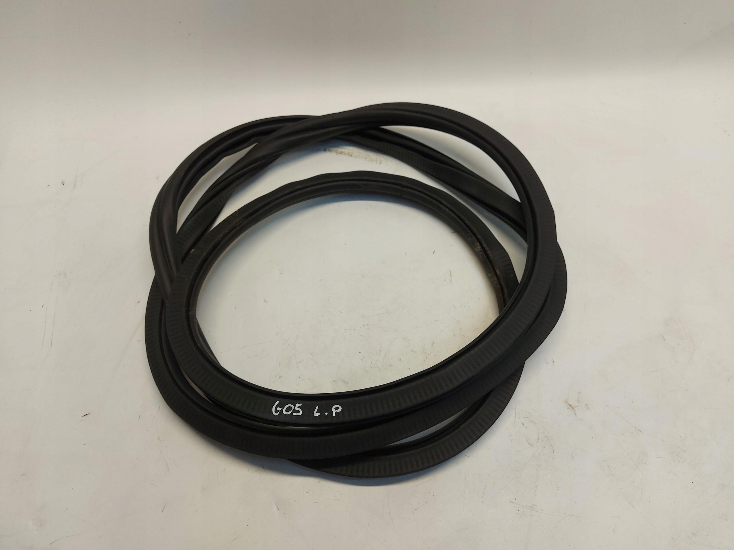 BMW G05 X5 3.0d 2019r gasket left front