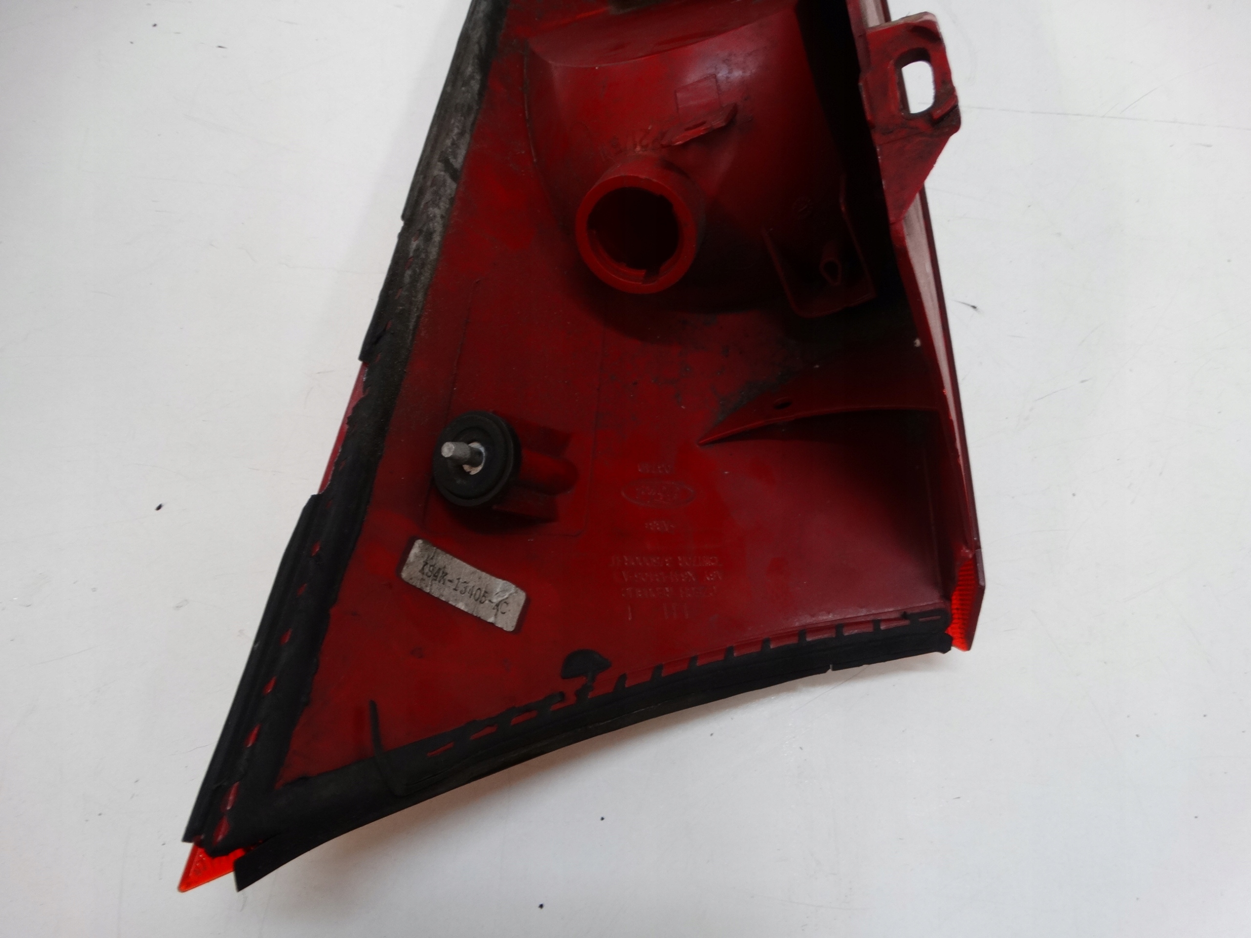 light left rear part FORD FOCUS MK1 XS41-13405-A