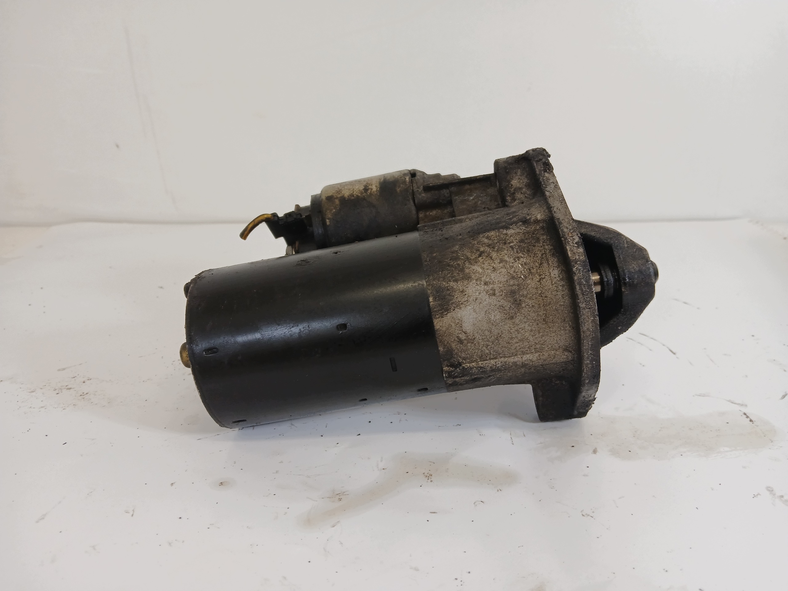 VOLVO V40 S40 a 1.8 2.0 startér 0001107076