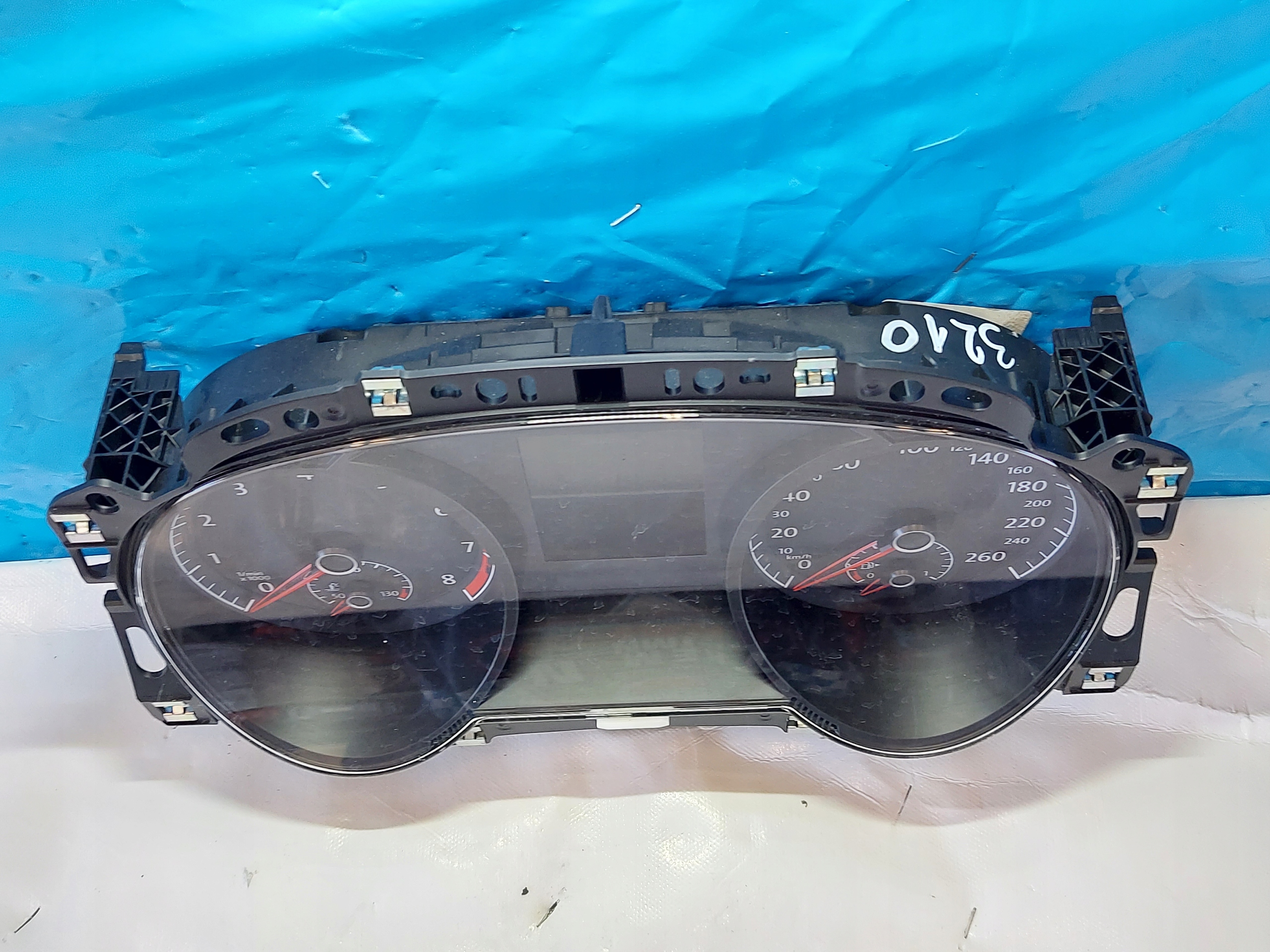 dials clock GOLF SPORT VAN 2017r 1.2 TSI 517920740B