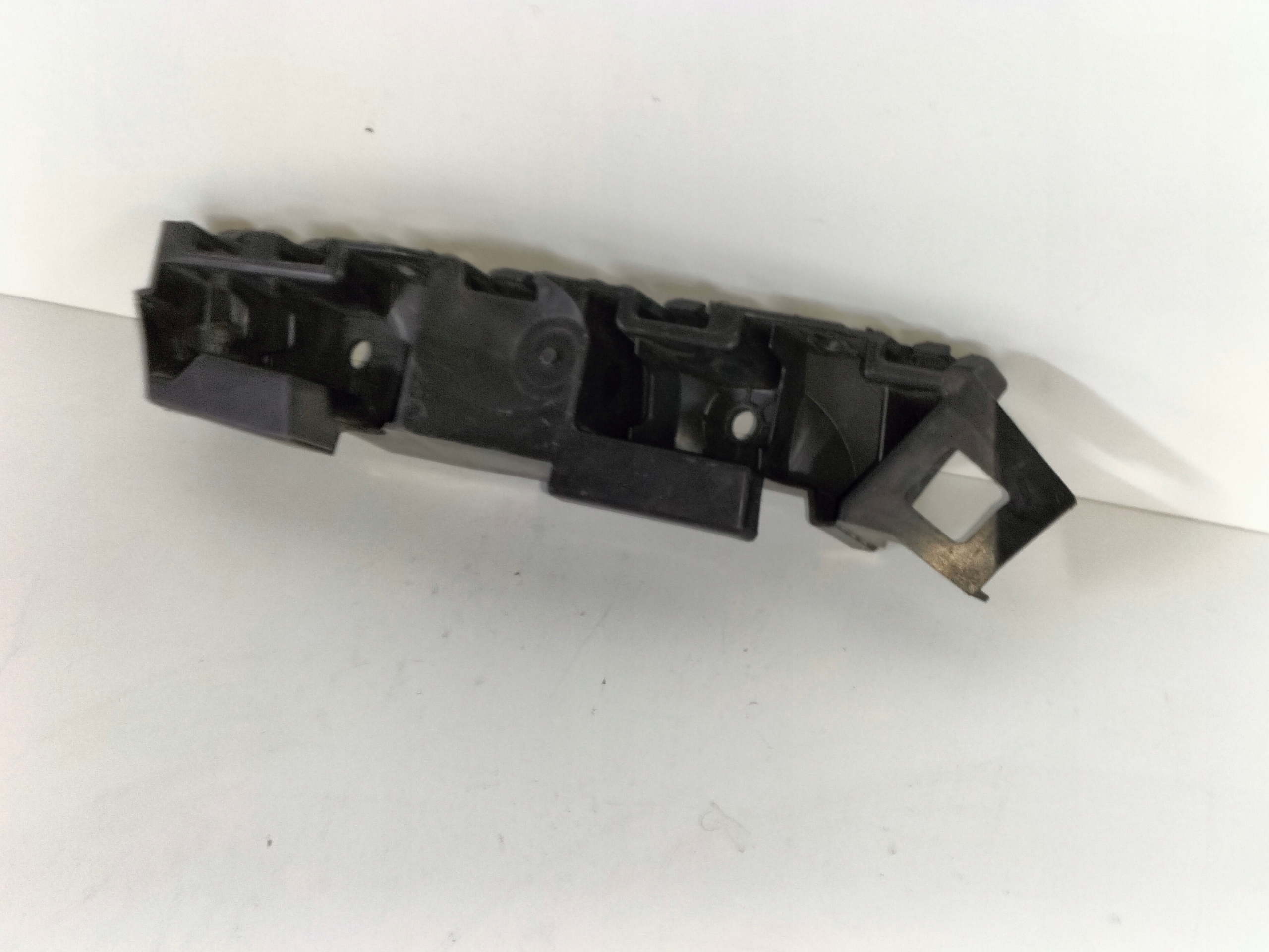 SUPPORT SUPPORT PLAQUE PARE CHOC ARRIÈRE GAUCHE SKODA KAROQ 17