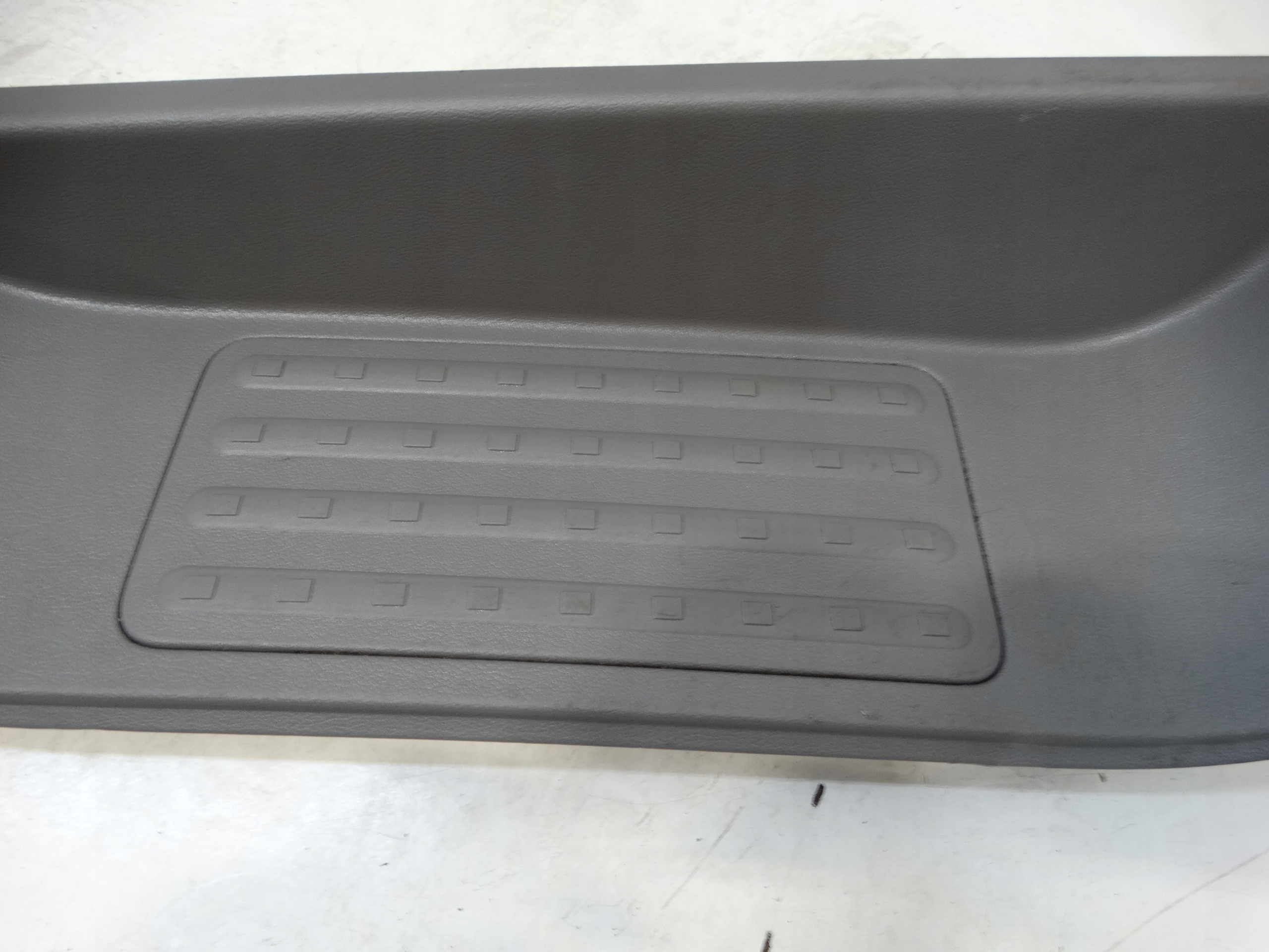 STOPIEN threshold right front VOLKSWAGEN T5 MULTIVAN 7H5863736D