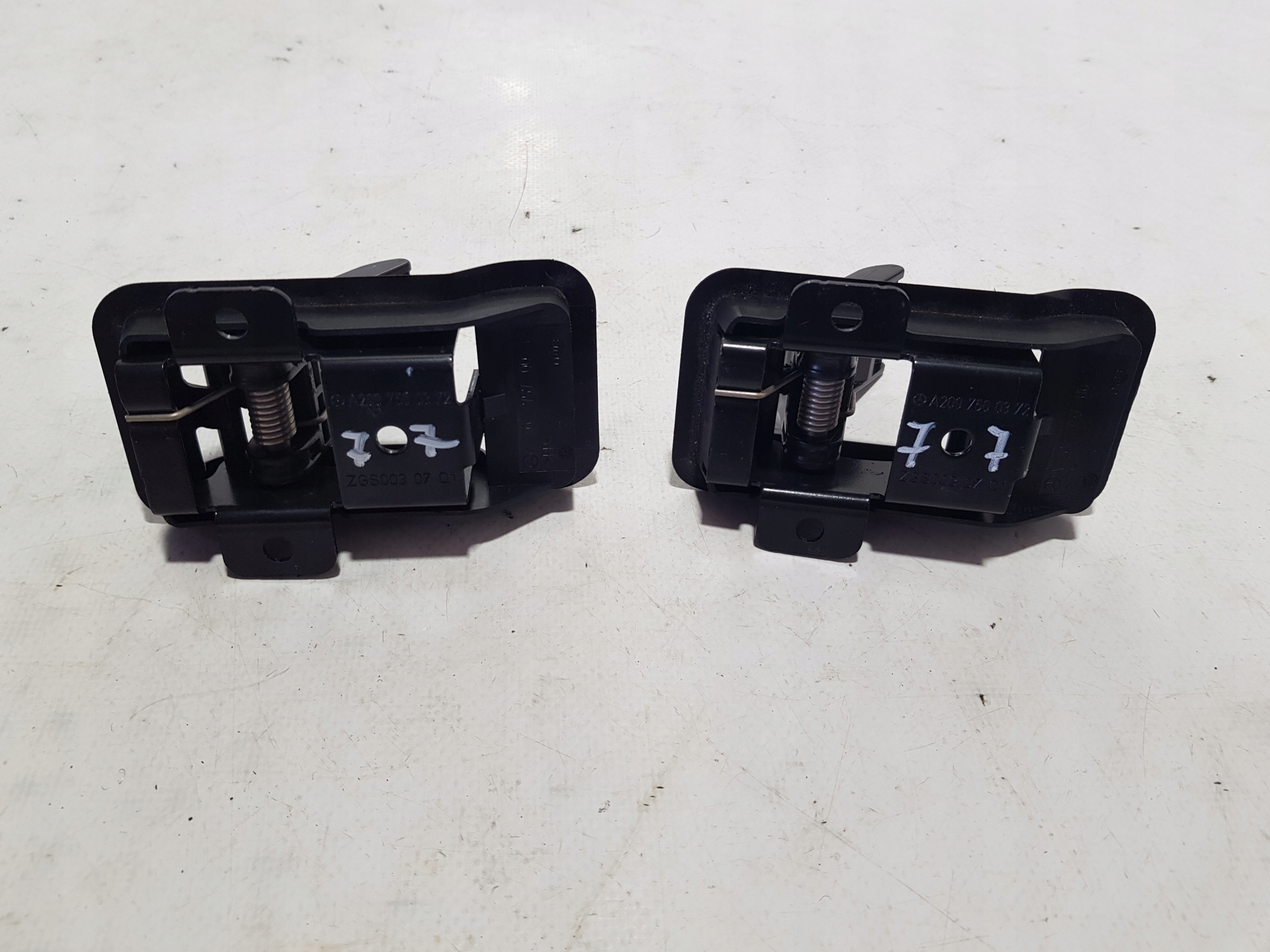 MERCEDES CLK W209 lock roofs 2097500372
