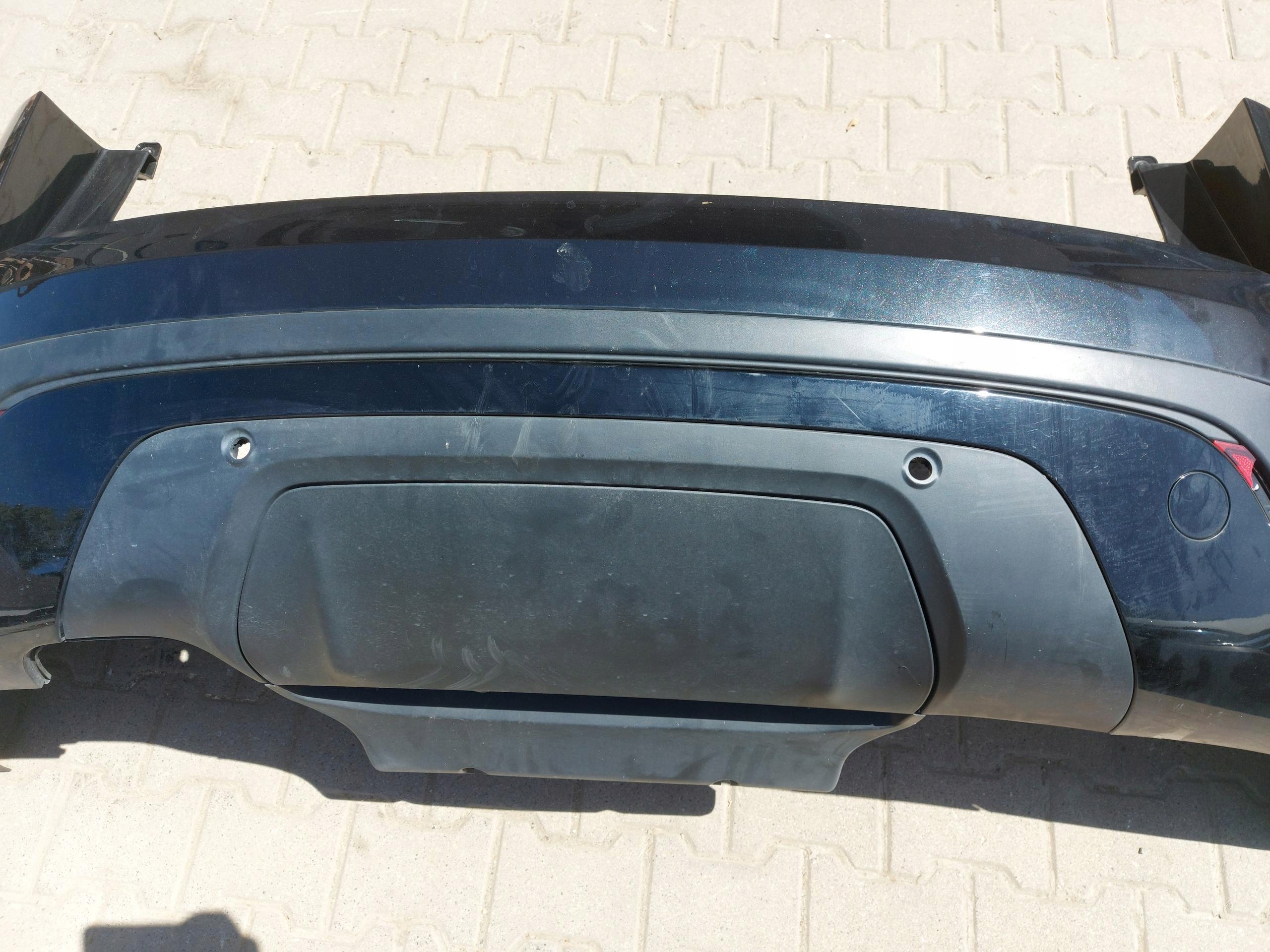 Range Rover VELAR L560 2.0d 2021r bumper rear part rear oryg black 1ag pdc