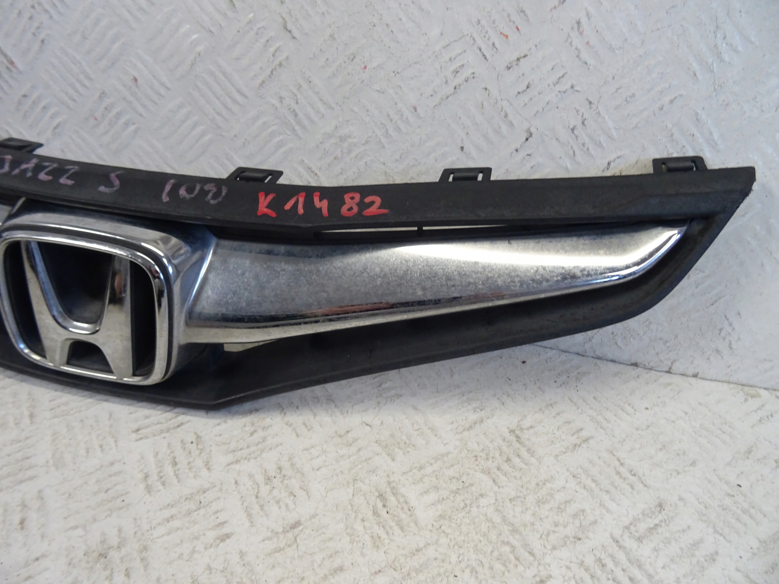 grill grille front front HONDA JAZZ III TF0-7000-A2