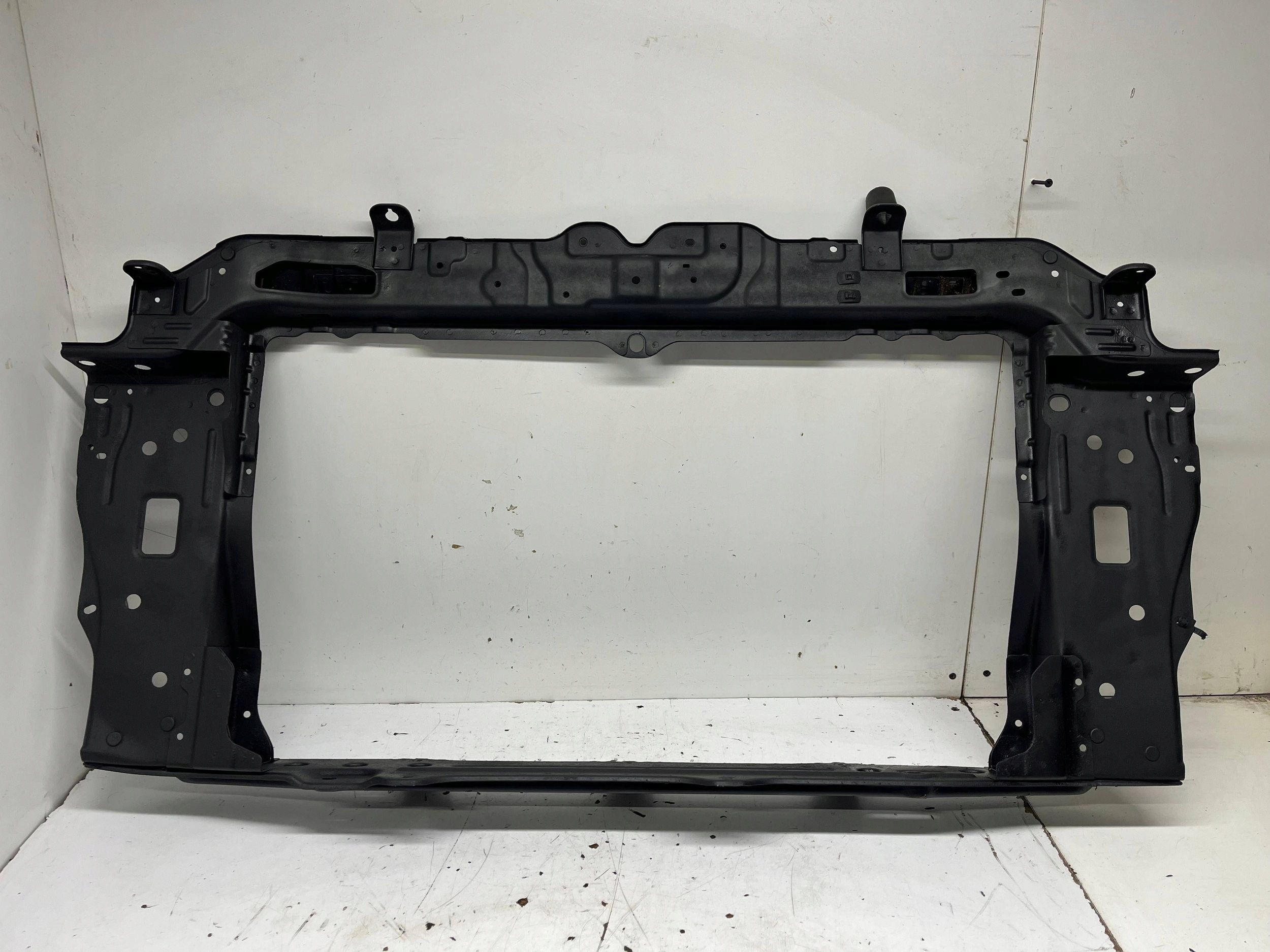 KIA VENGA support panel for radiators pillar iron front 2009