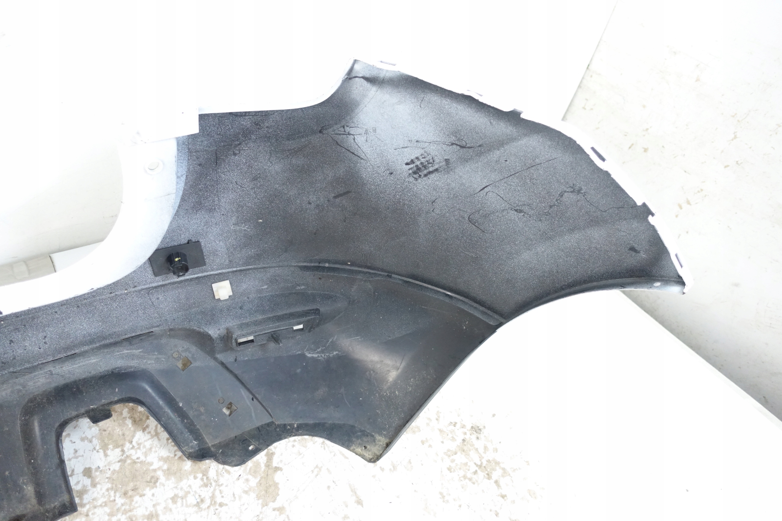 DACIA DUSTER e 2010- Paraurti posteriore posteriore 850220033R