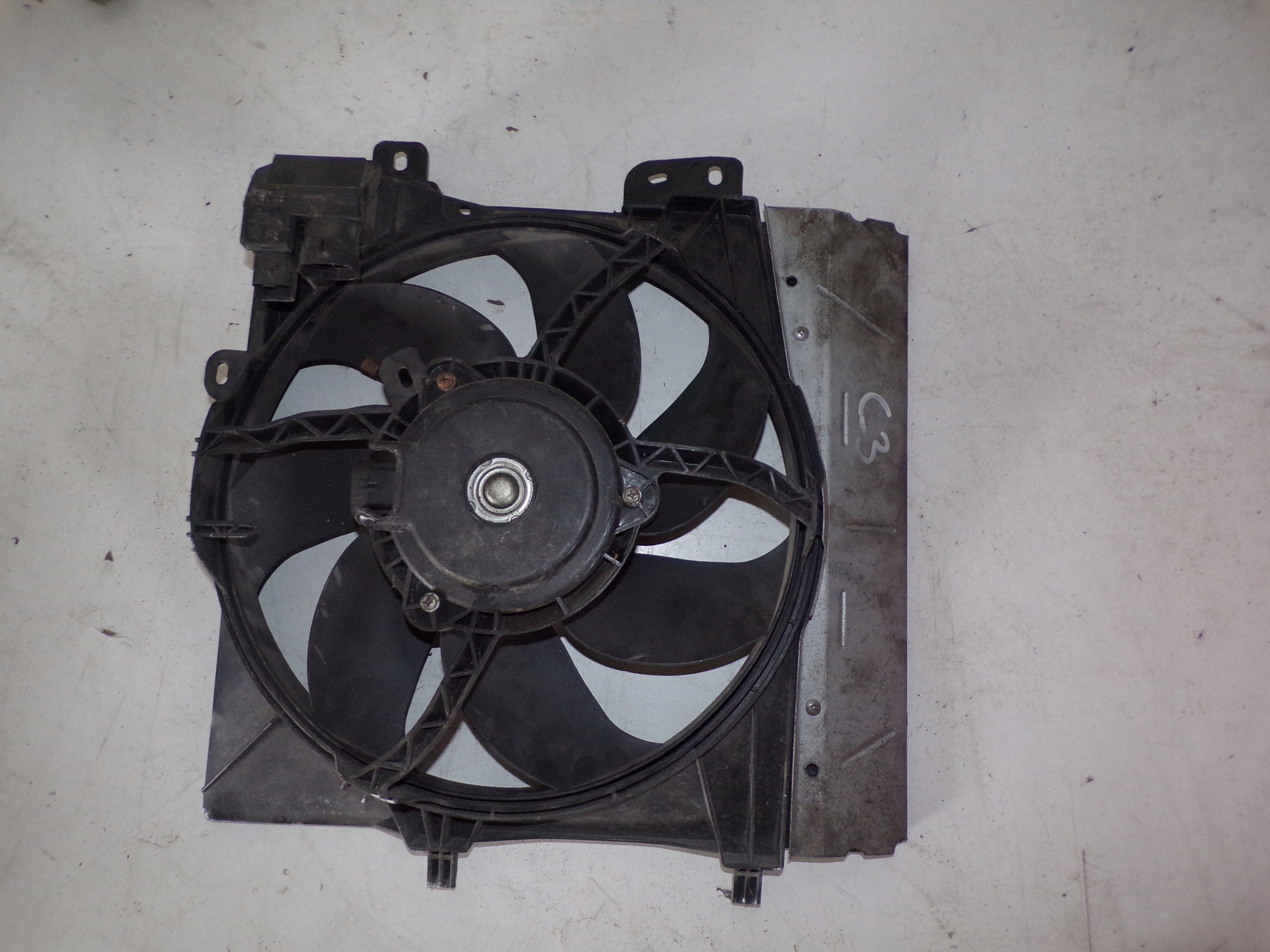 WENTYLATOR CHŁODNICY CITROEN C3