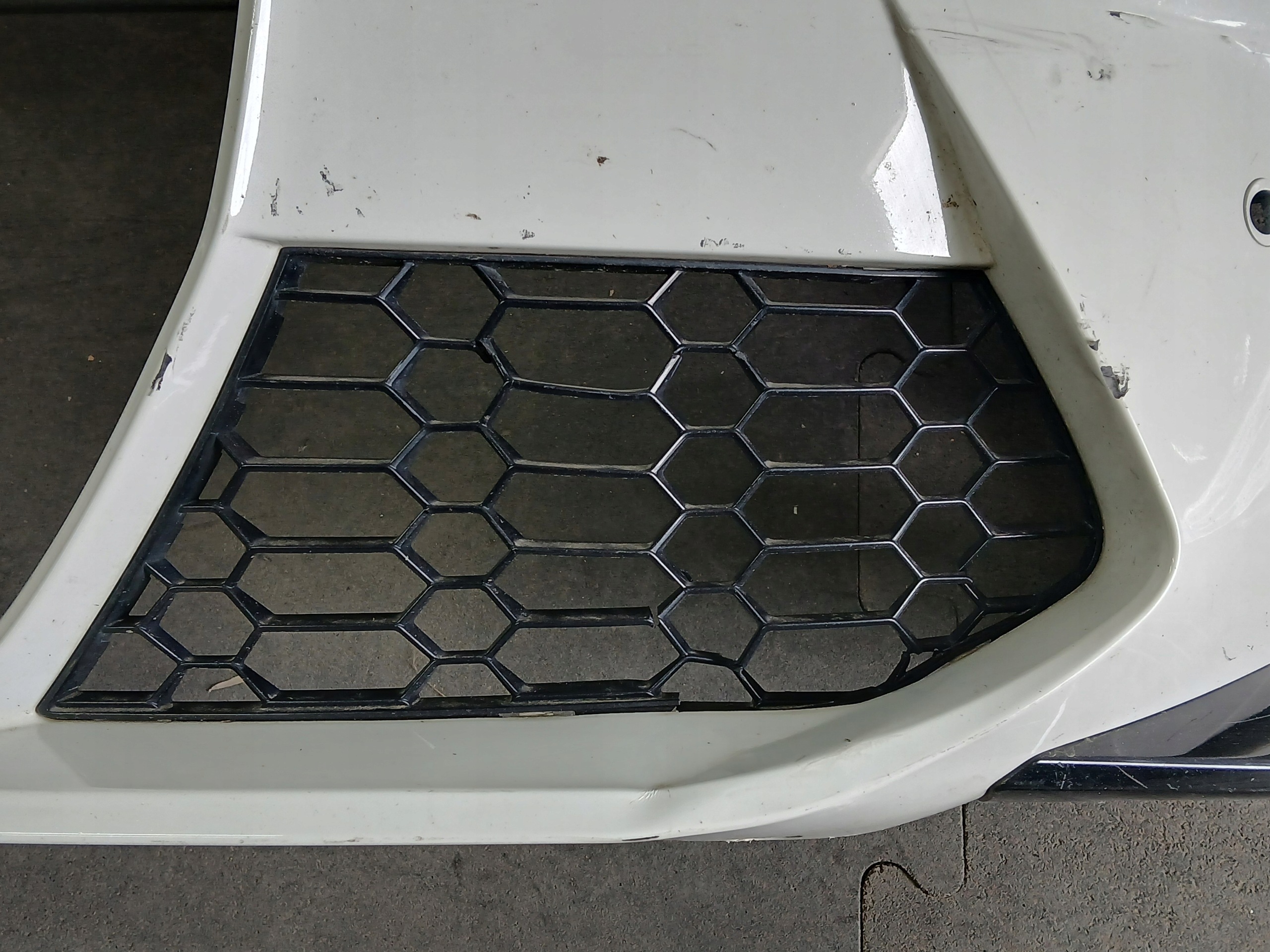 nárazník předek BMW M3 G80 M4 G82