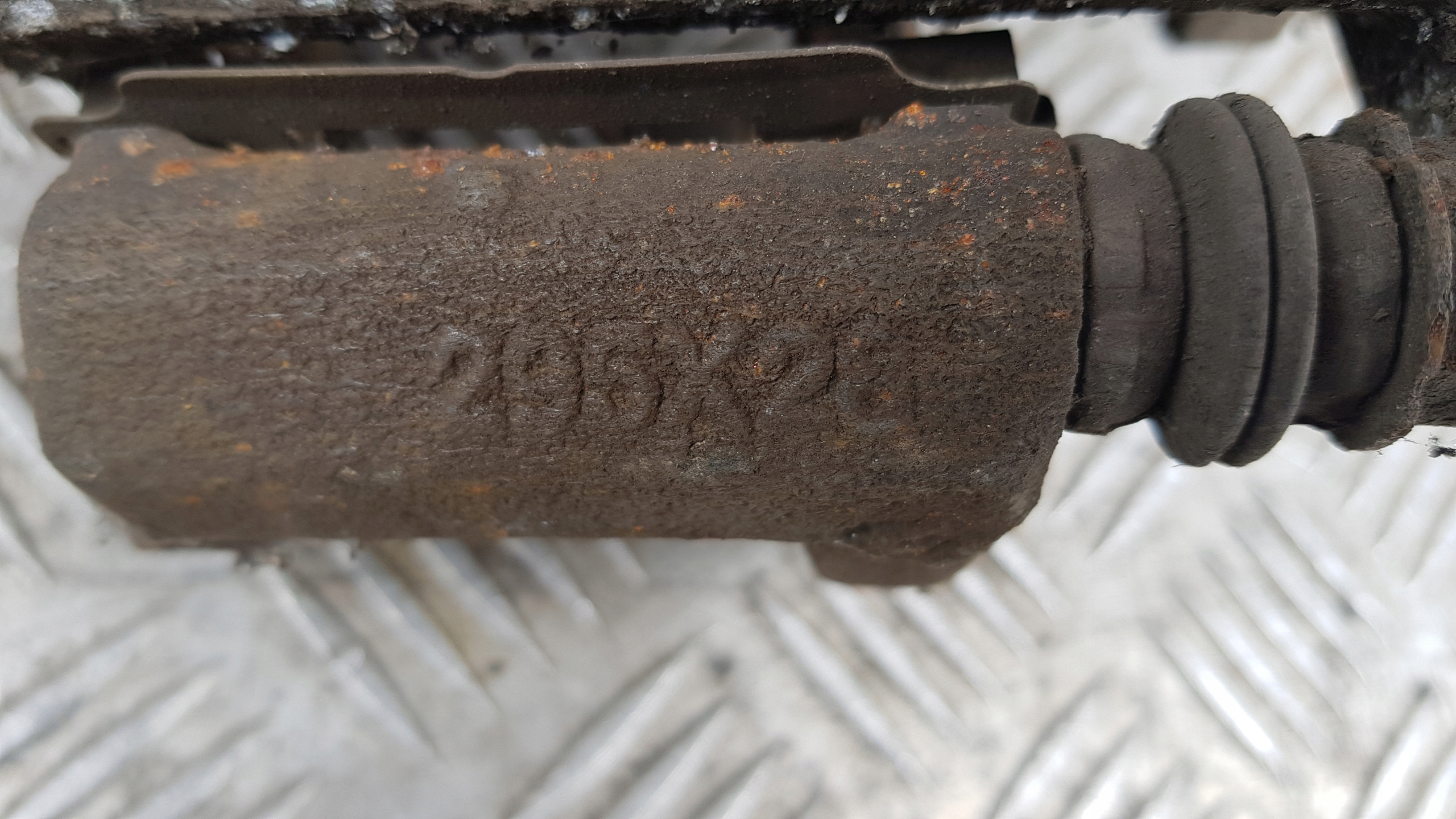 MERCEDES W212 2.2 CDI caliper brake right left front 295X28