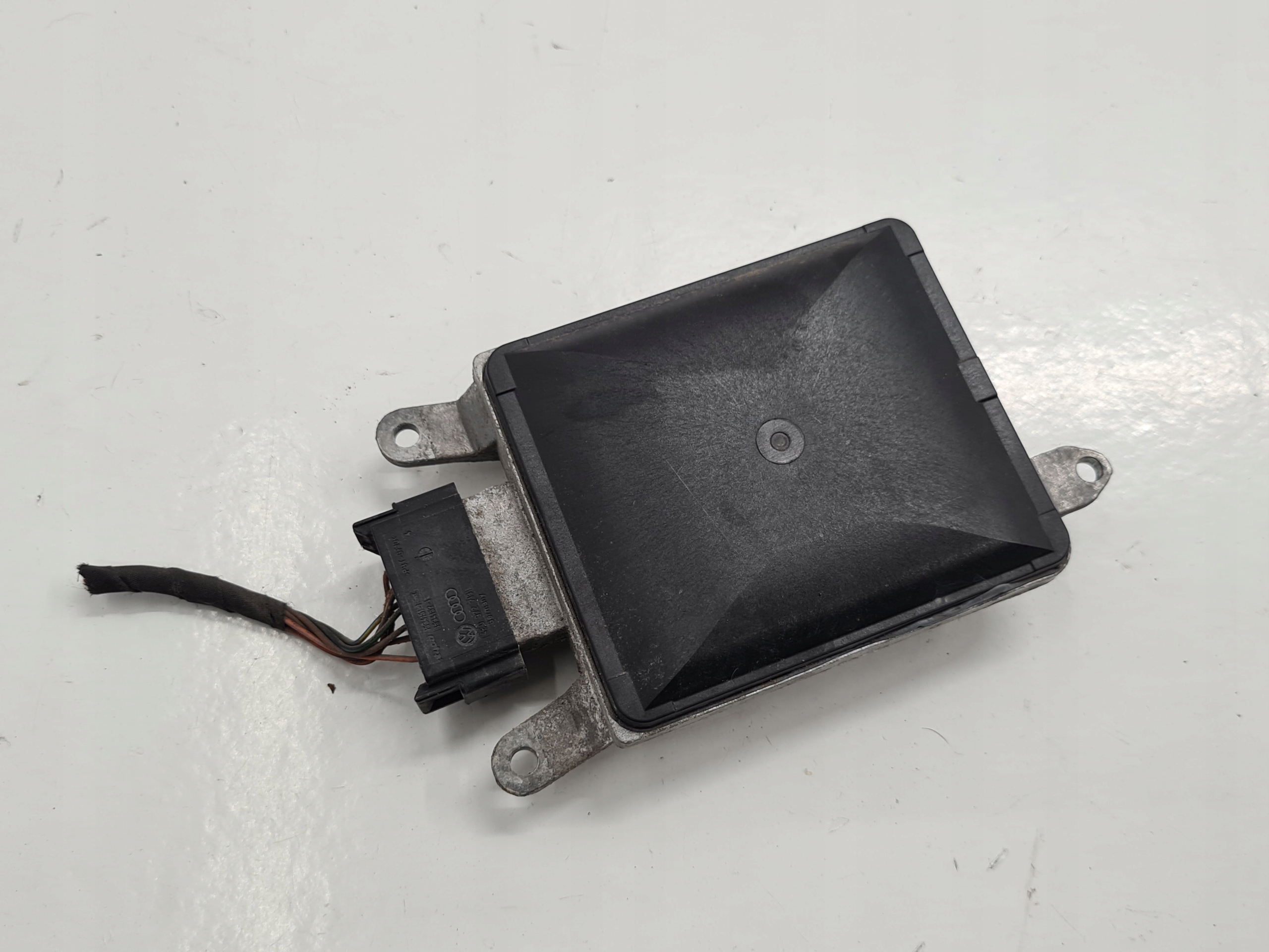 Audi A7 4G радар помощник полосы движения 4G0907566C