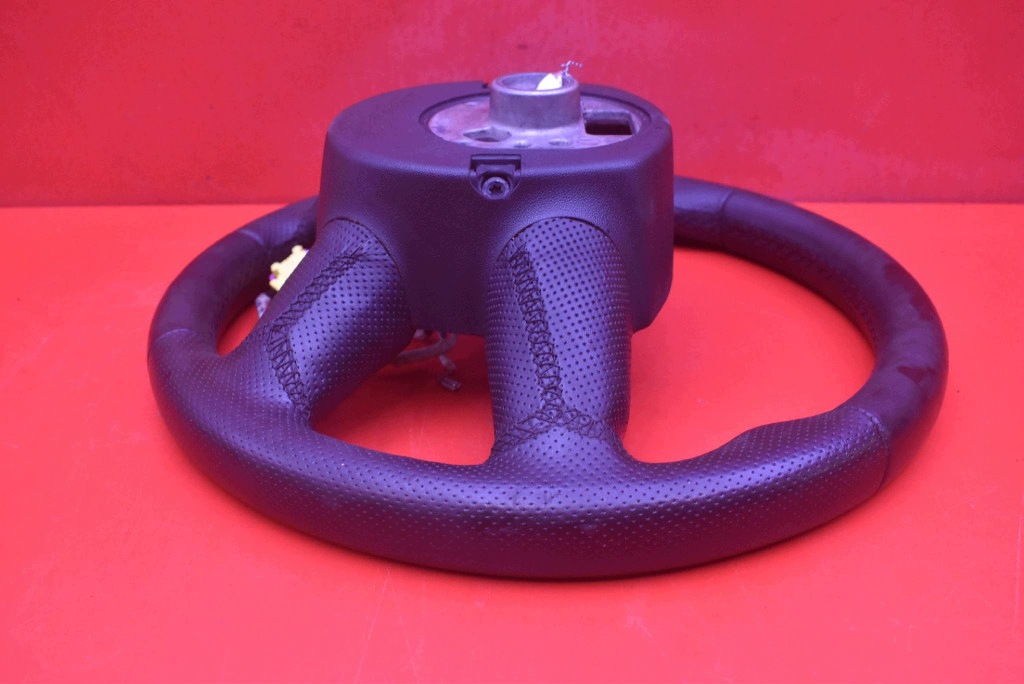 steering wheel, leather MULTIFUNKCYJNA 4F0124 AUDI A4 B7 04-08