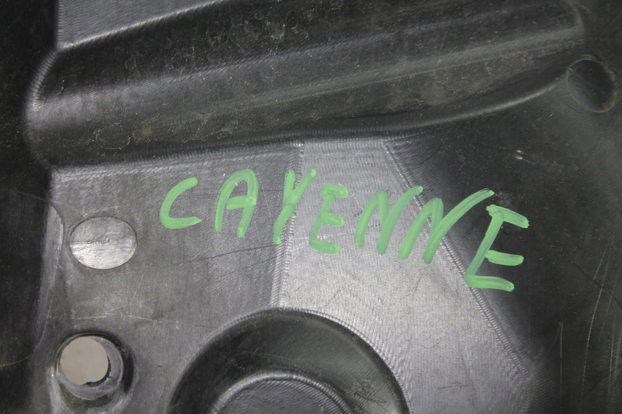 Blende Abdeckung SICANY GRODZOIOWEJ 7P5819511E CAYENNE 7P