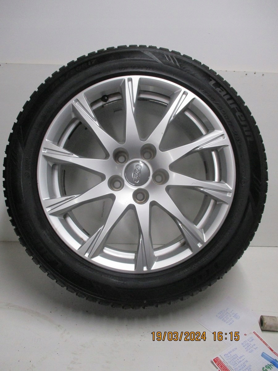 wheels discs tyres Audi A4 8W0 R17 5MM M+S