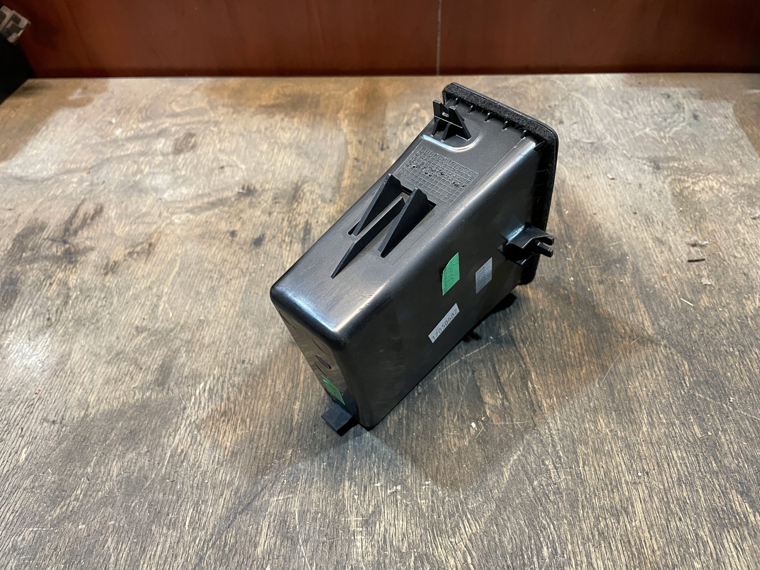 30722444 - VOLVO S60 V70 Lift подстаканник