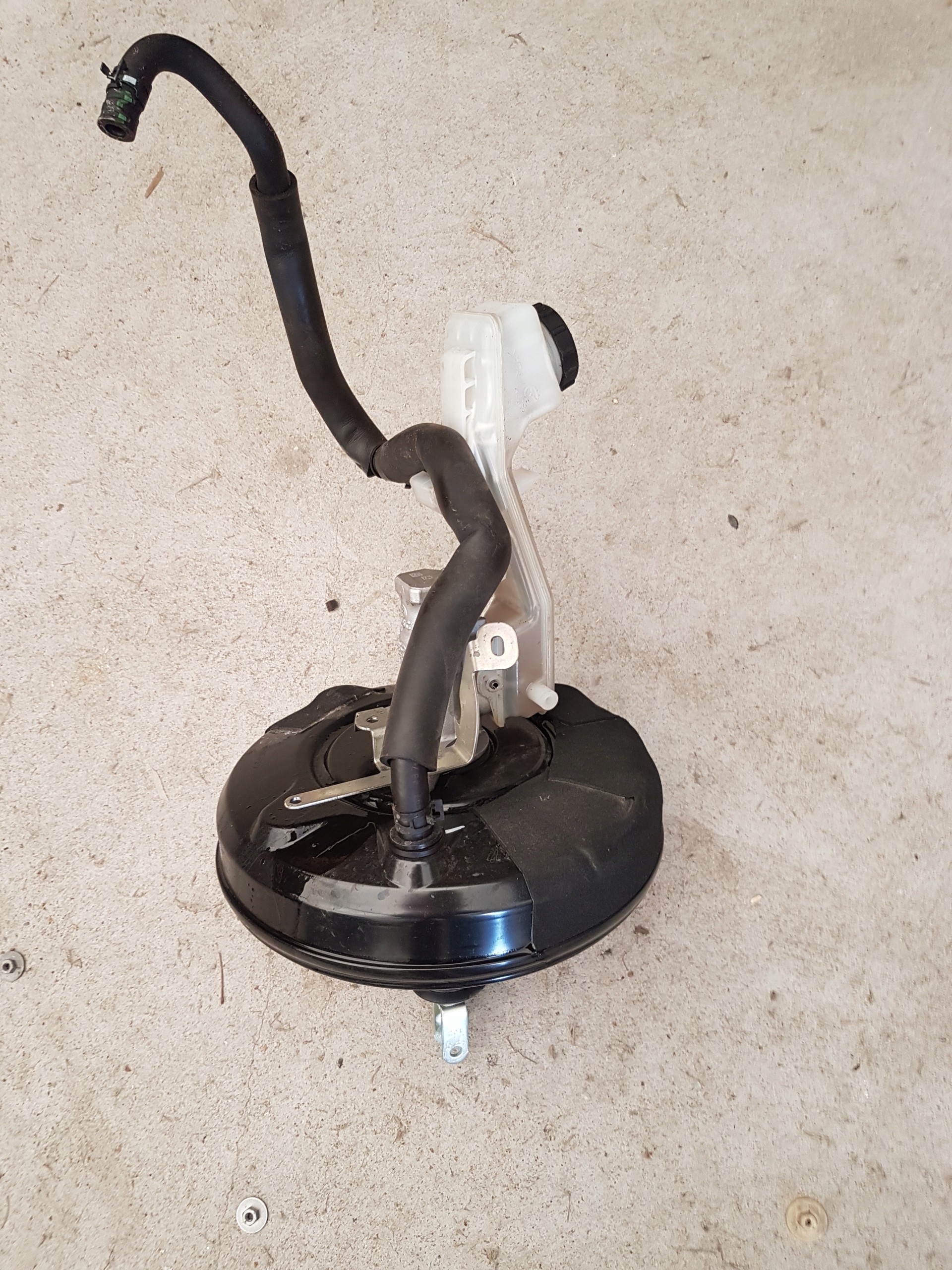 Mazda 3 19-сервопривод главный тормозной цилиндр BCKA43800C США