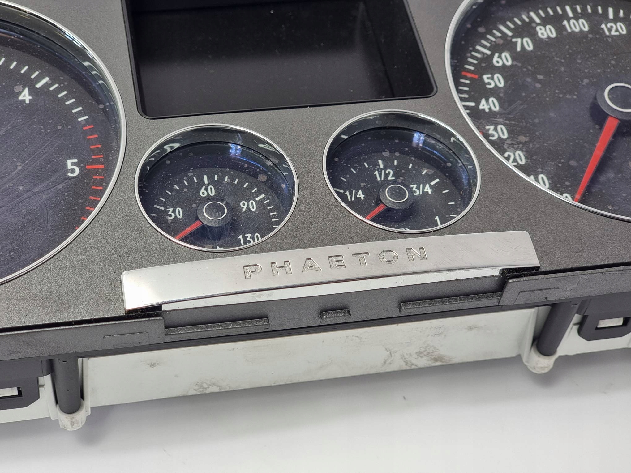 dials clock 3D0920885K VOLKSWAGEN PHAETON LIFT