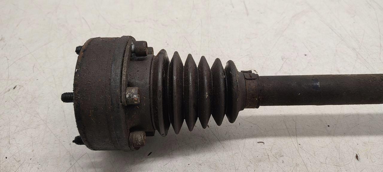 semi-axis left VW Golf V 1,6