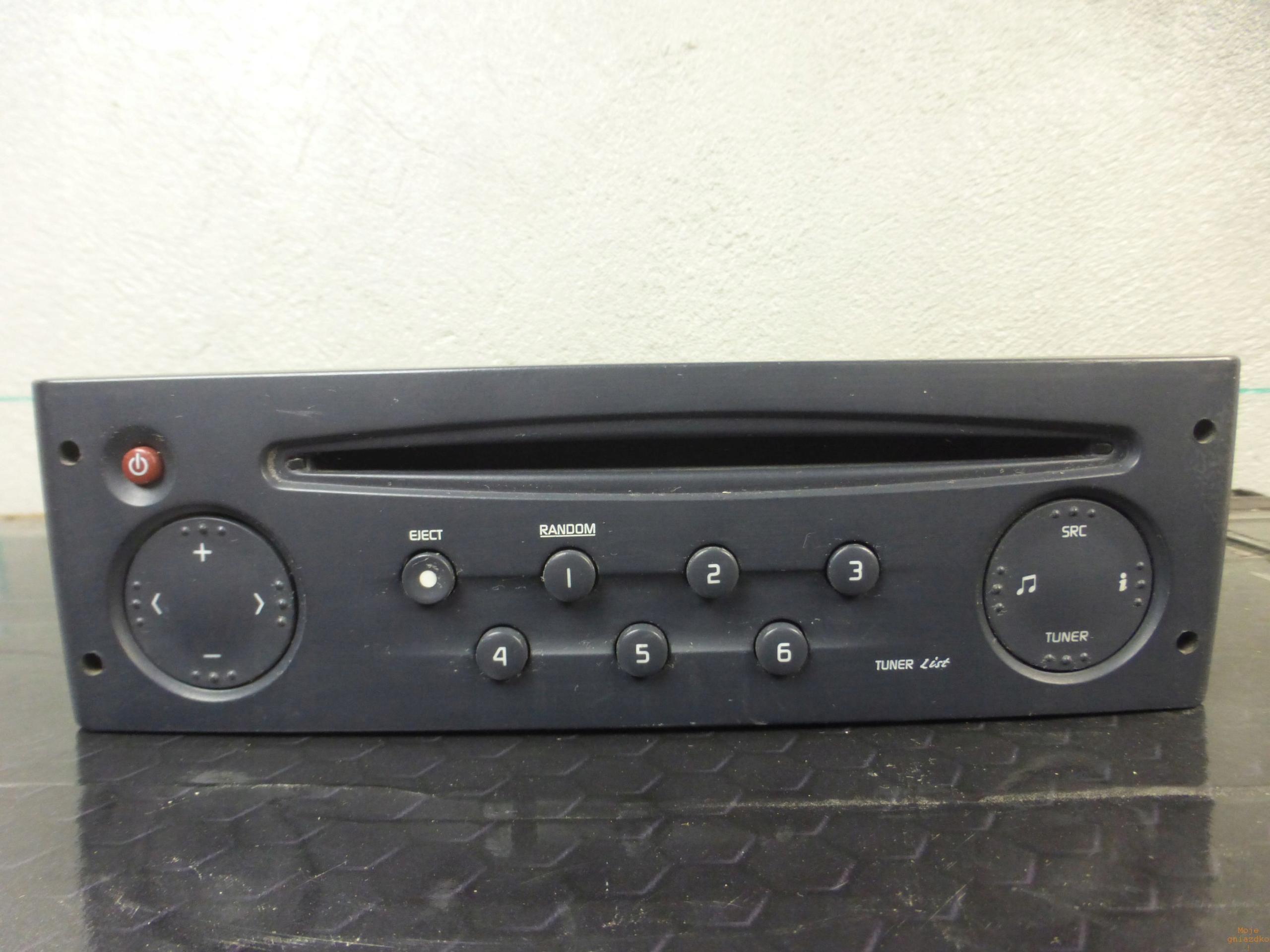 Радио renault clio 2 с кодом тюнер письмо