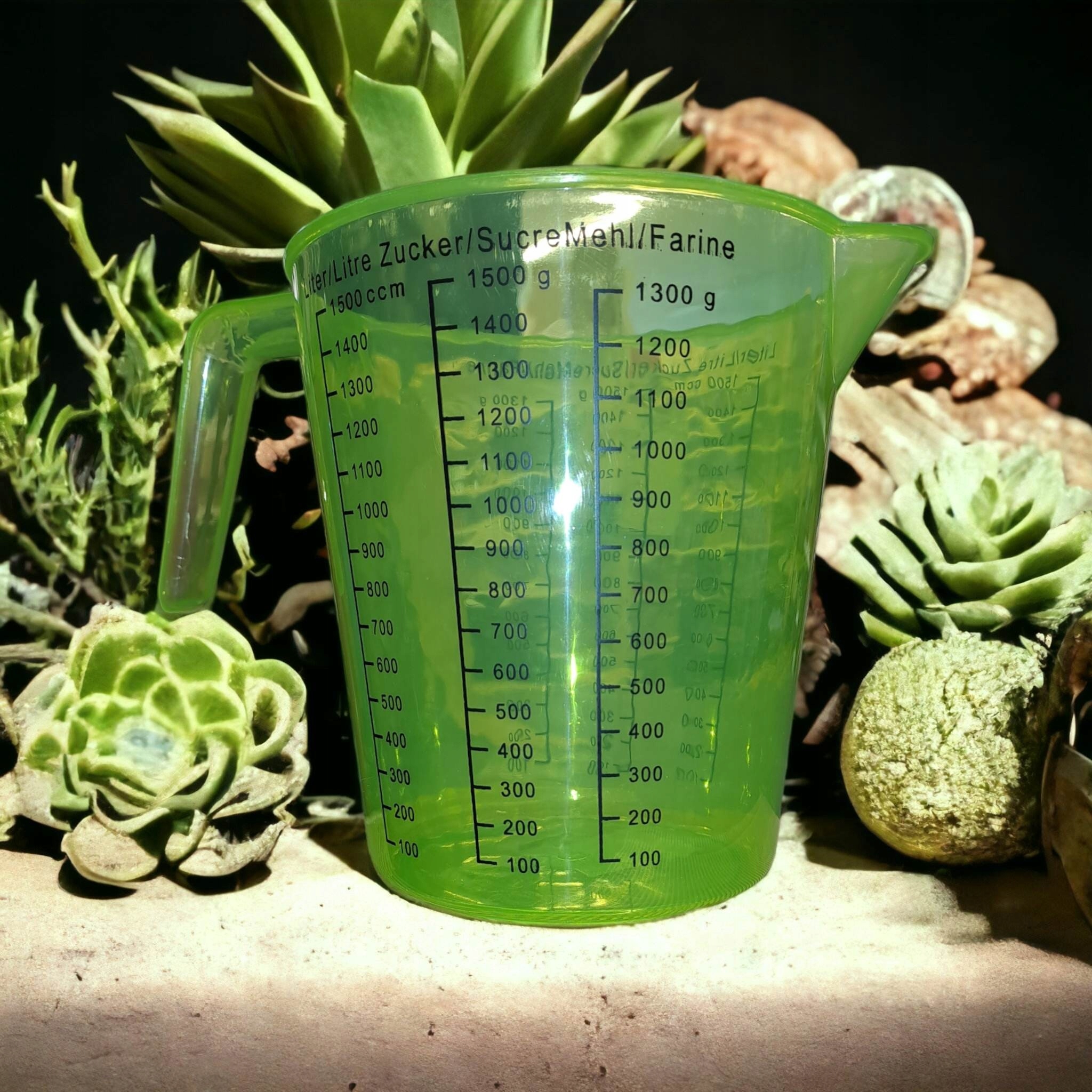 Plastikowy Pojemnik DZBANEK Miarka do Wosku KOLOR