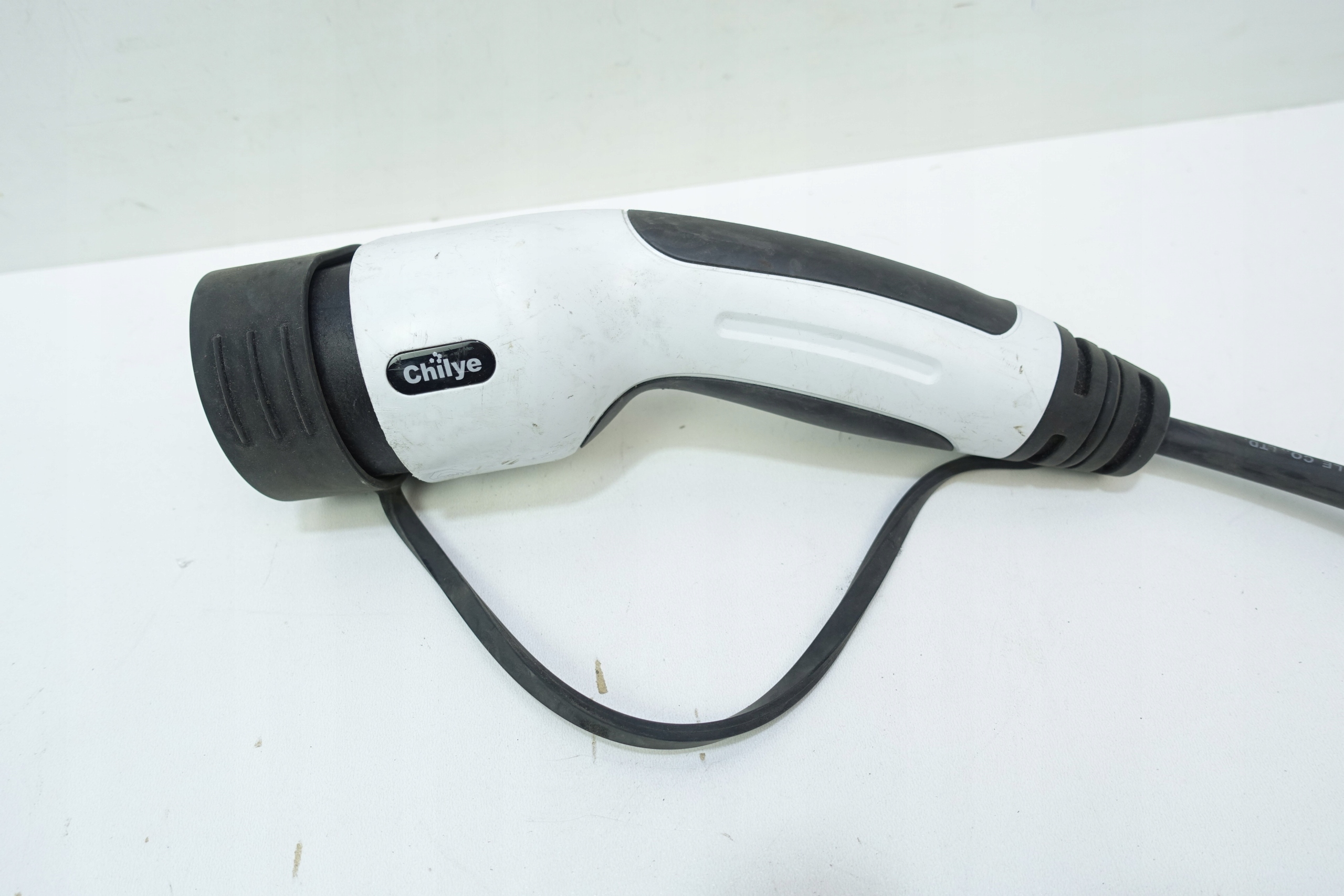 LADOWARKA Schlauch 13A 250V Maxus e-Deliver 3
