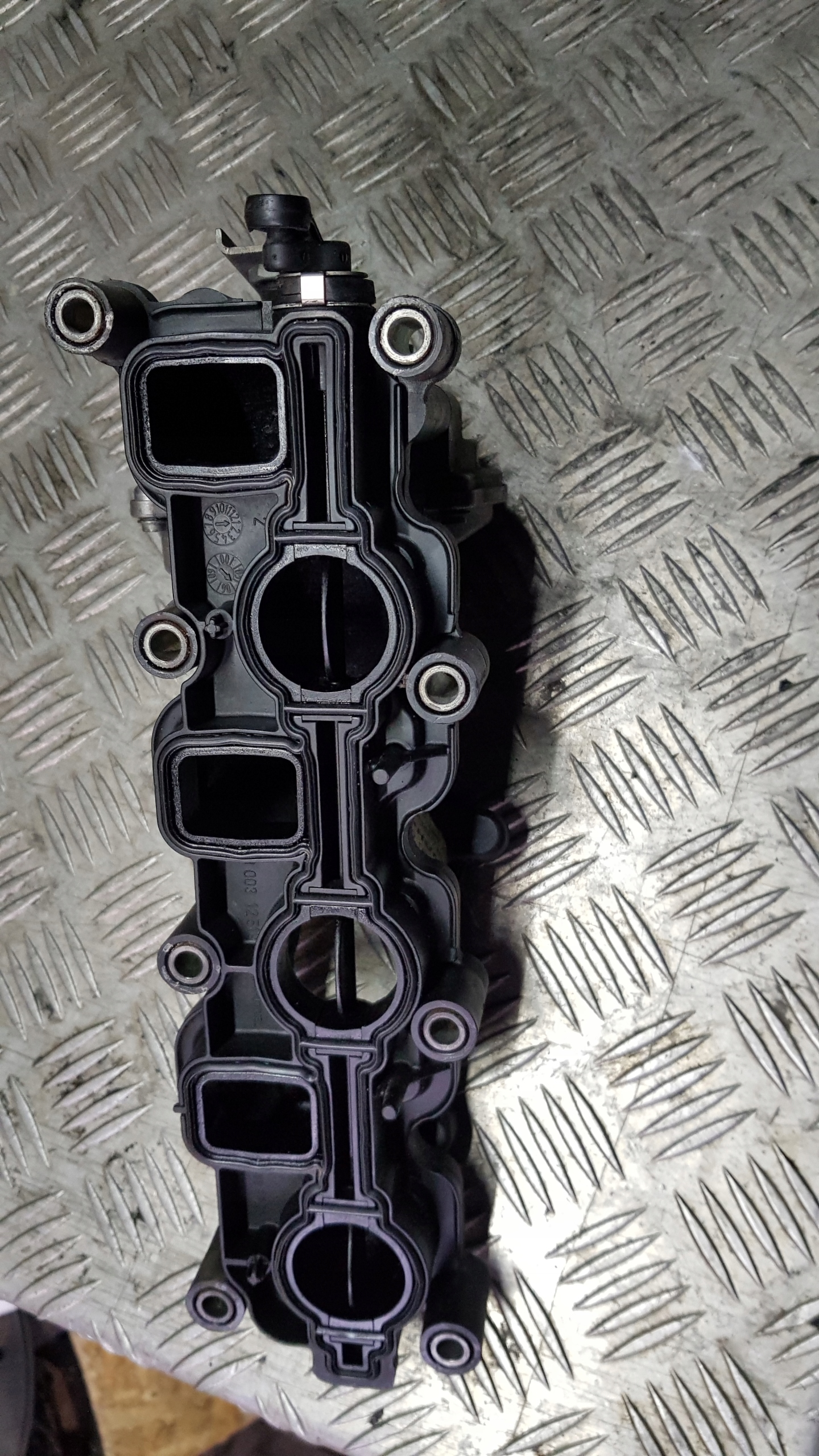 AUDI A8 D3 3.0 TDI intake manifold regulator 059129712h
