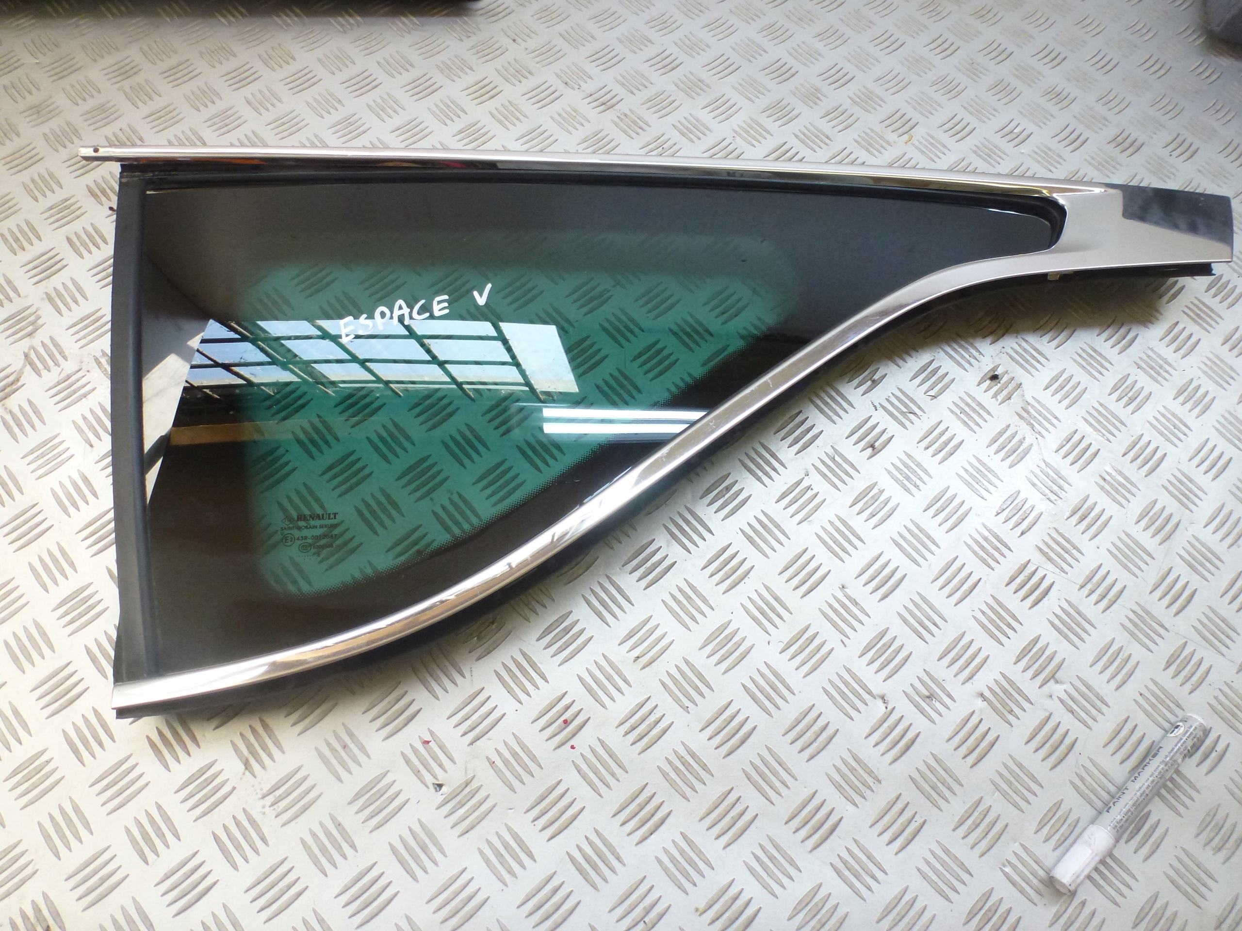 ЗАДНЄ ЛІВЕ СКЛО RENAULT ESPACE V