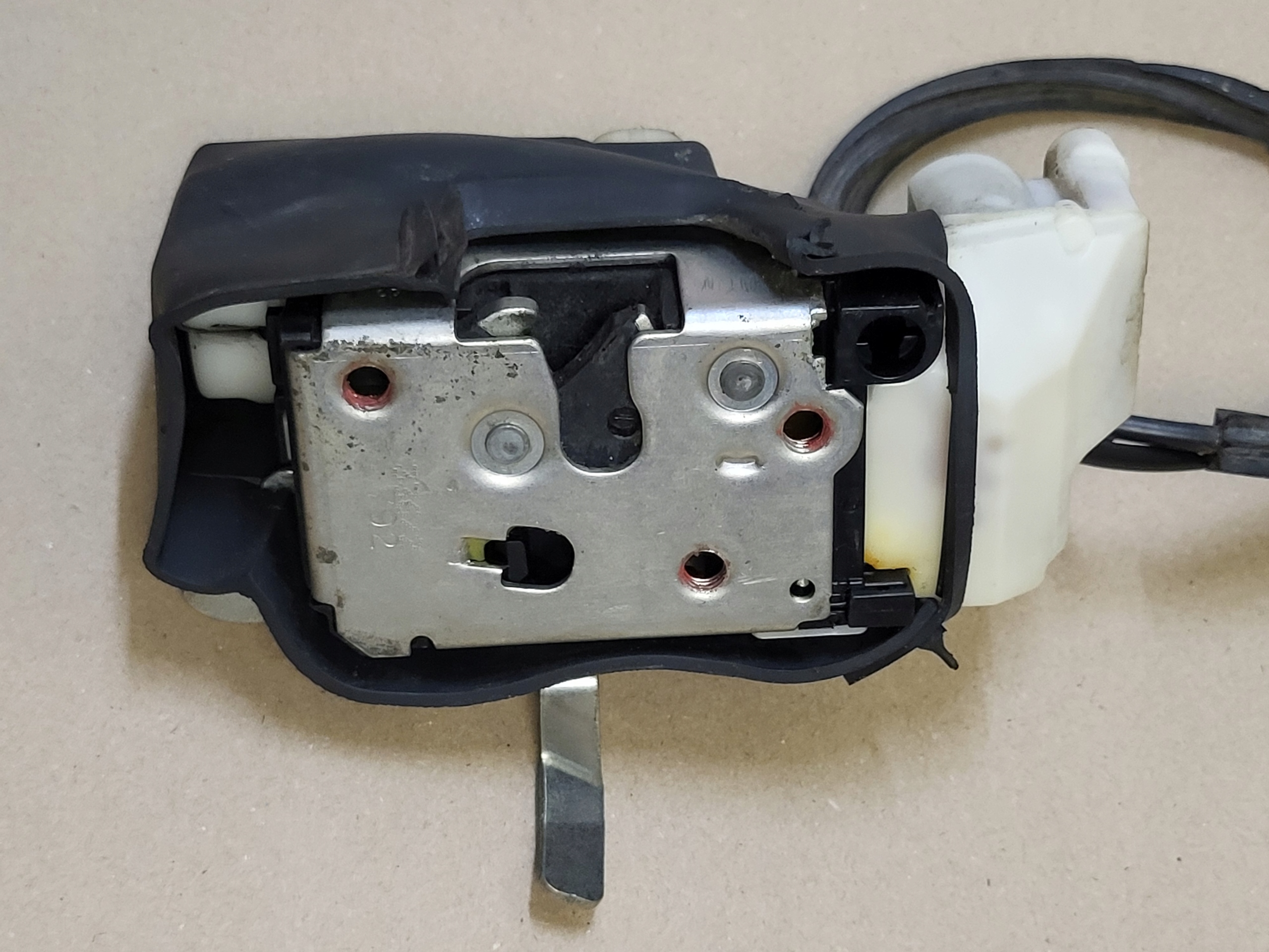 lock rope Z door left rear part LANCIA THESIS OE EU
