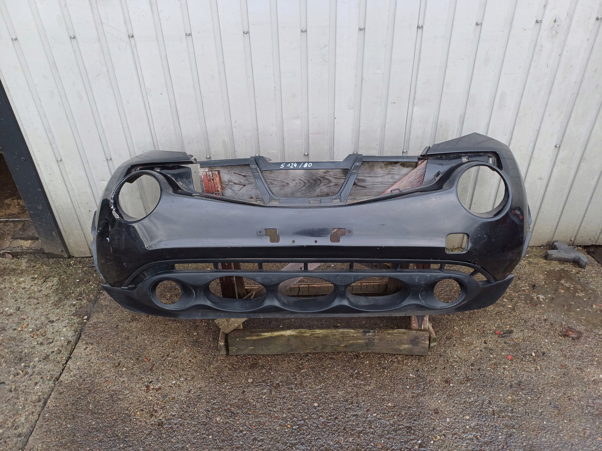 NISSAN JUKE 1 I 11-14 ZDERZAK PRZÓD PRZEDNI 62026-1KA1A