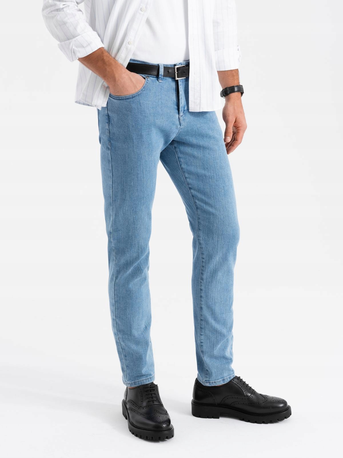 Klasické pánské slim fit džíny světle modré barvy Ombre OM-PADP-0216 V2 S