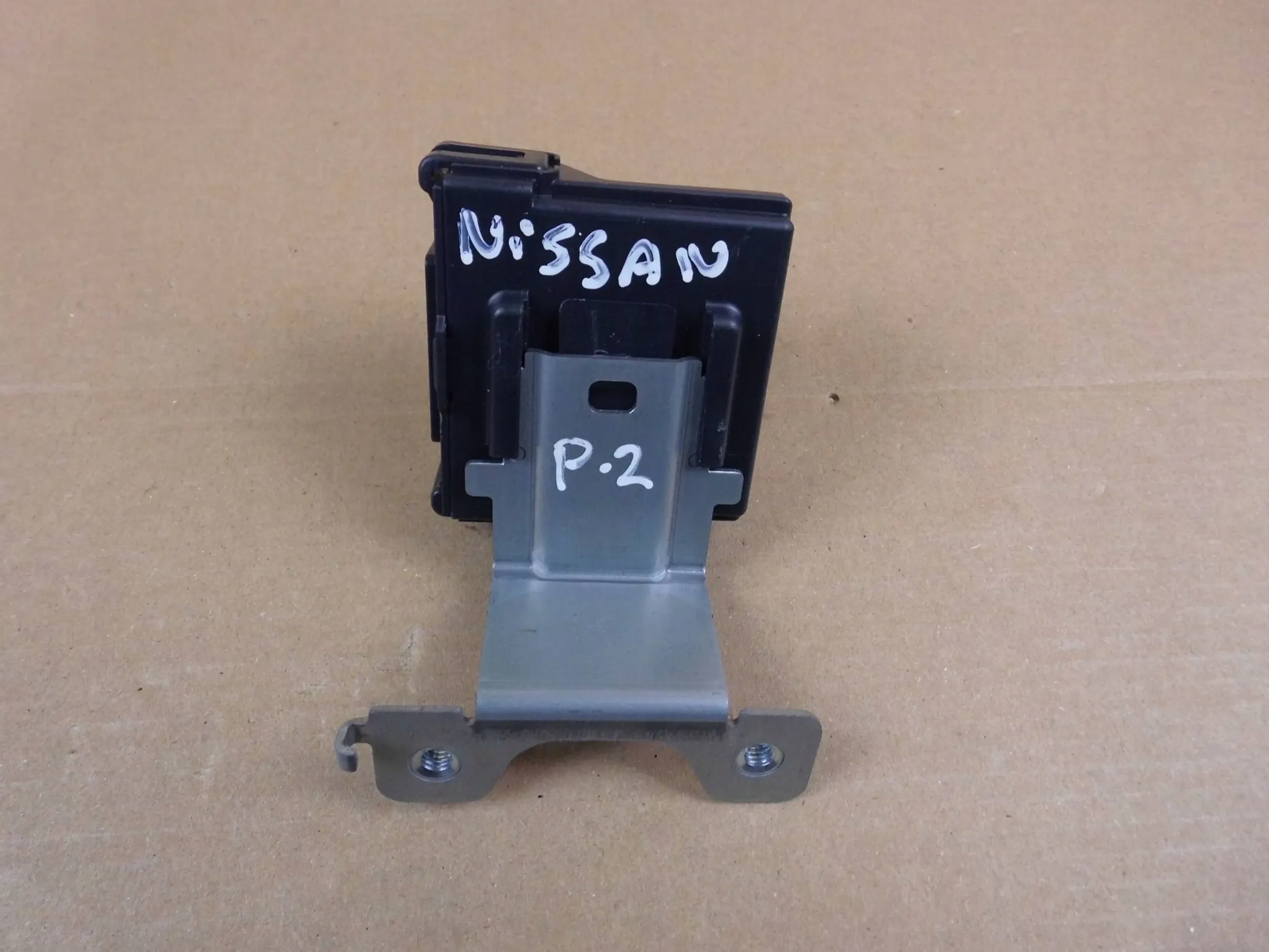 Nissan X-Trail T32 module control unit computer 284P17FV3C
