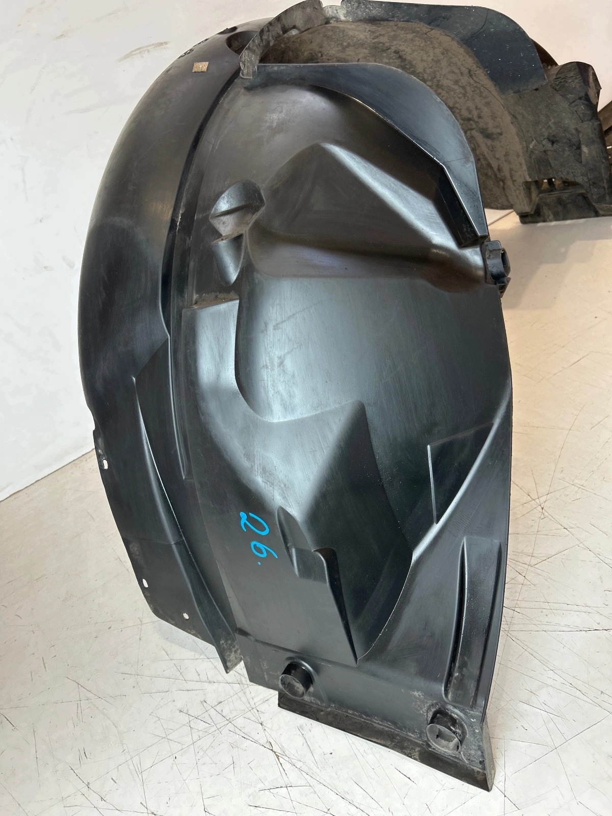 mudguard left front Dacia Sandero II