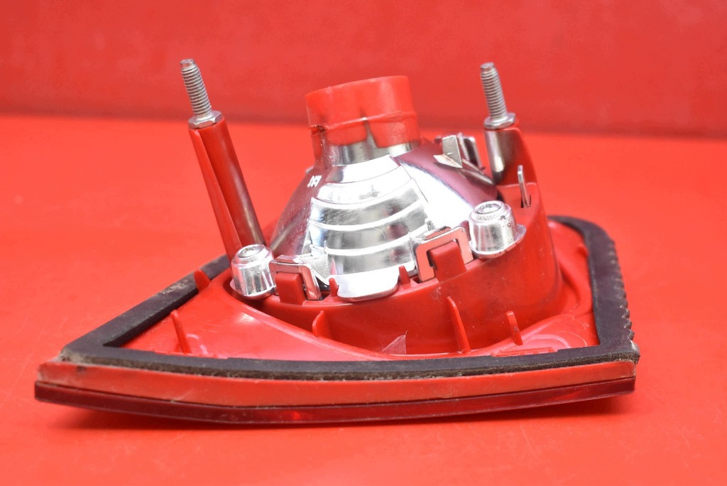 light right rear part rear 3C5945094E VW PASSAT B6 sedan 05-10