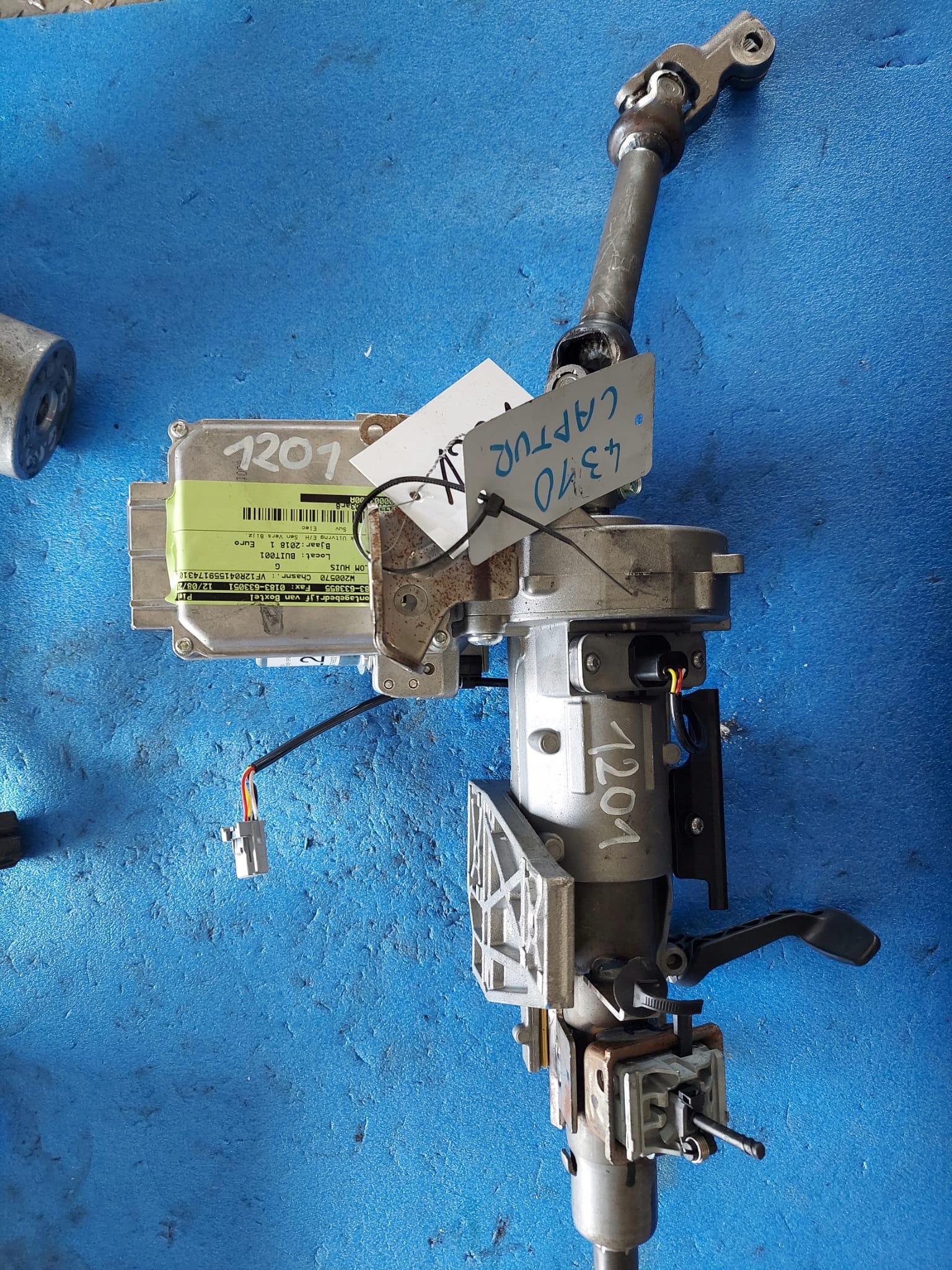 RENAULT CAPTUR control 6700003800A 488103594r