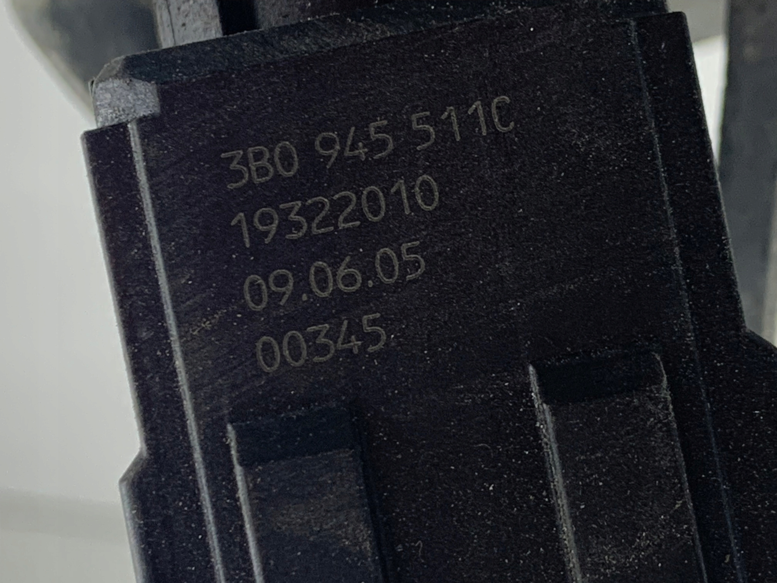 Audi A6 C6 педаль тормоза 4F1723117B