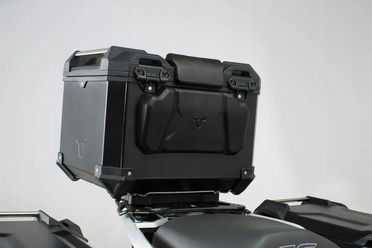 Opieradlo spolujazdca na centrálny kufor Trax Adv Sw-motech Passenger Backrest