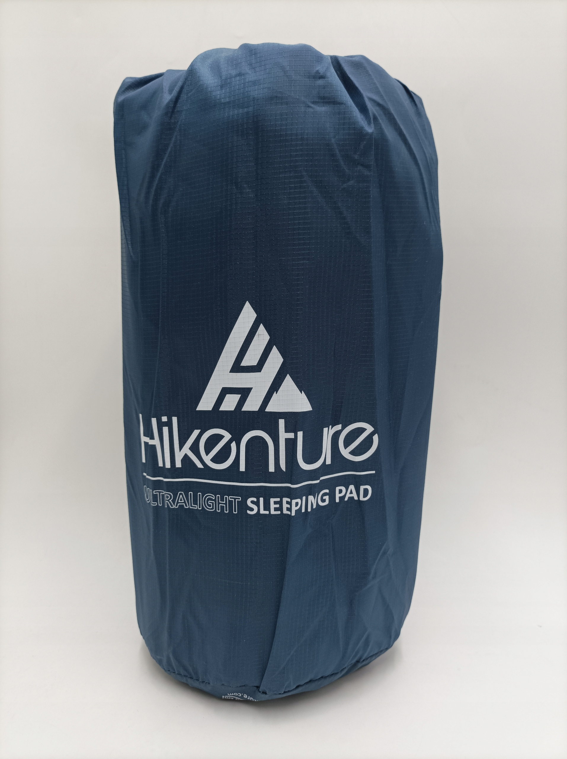 Hikenture, mata samopompująca 198 cm x 70 cm, niebieska Model 1178