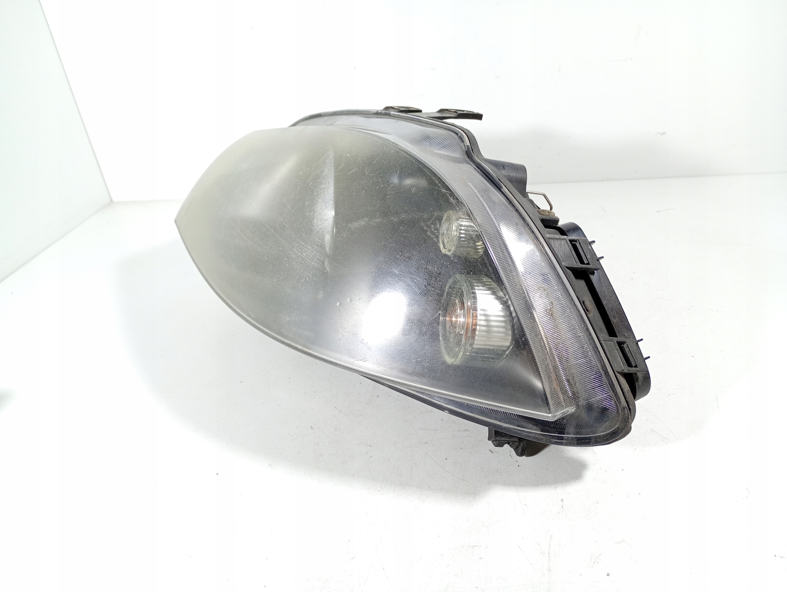 Seat Ibiza 3 III 05-08 REFLEKTOR left front front VALEO OE 6L1941021A