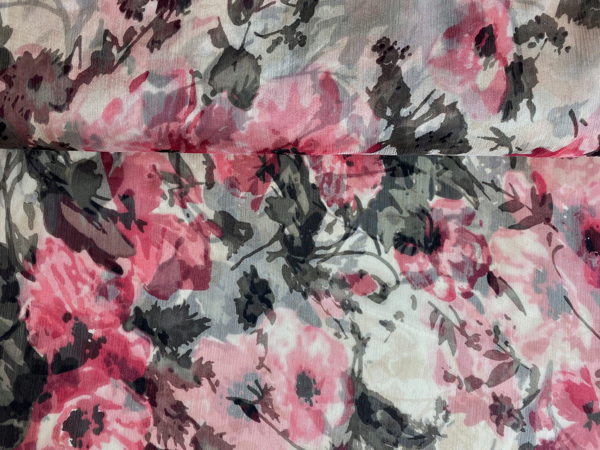 Hedvábný šifon 100%, hedvábná látka s květy