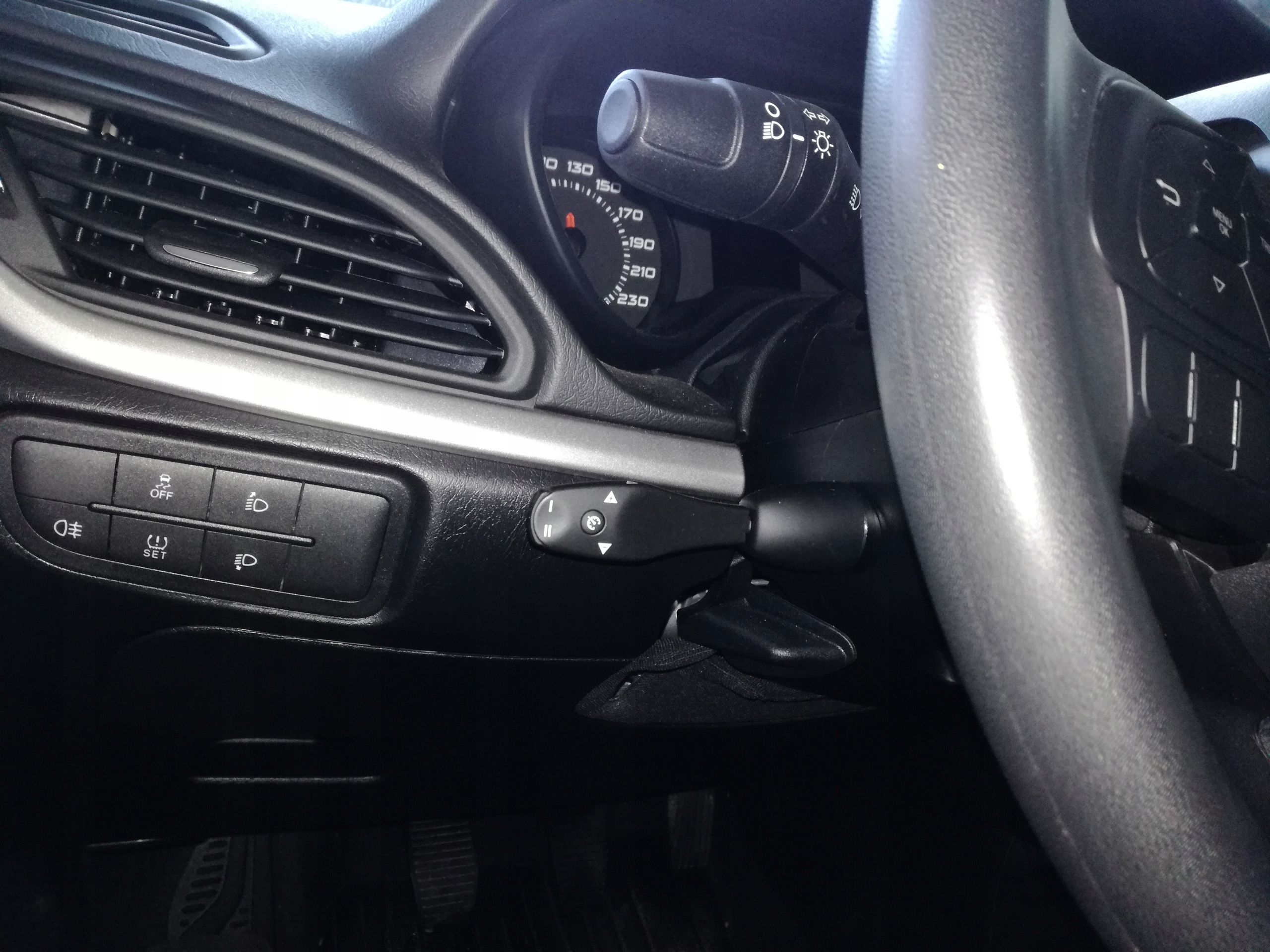 TEMPOMAT UNIWERSALNY AP900 ZESTAW - Mercedes Sprinter Funkcje tempomat