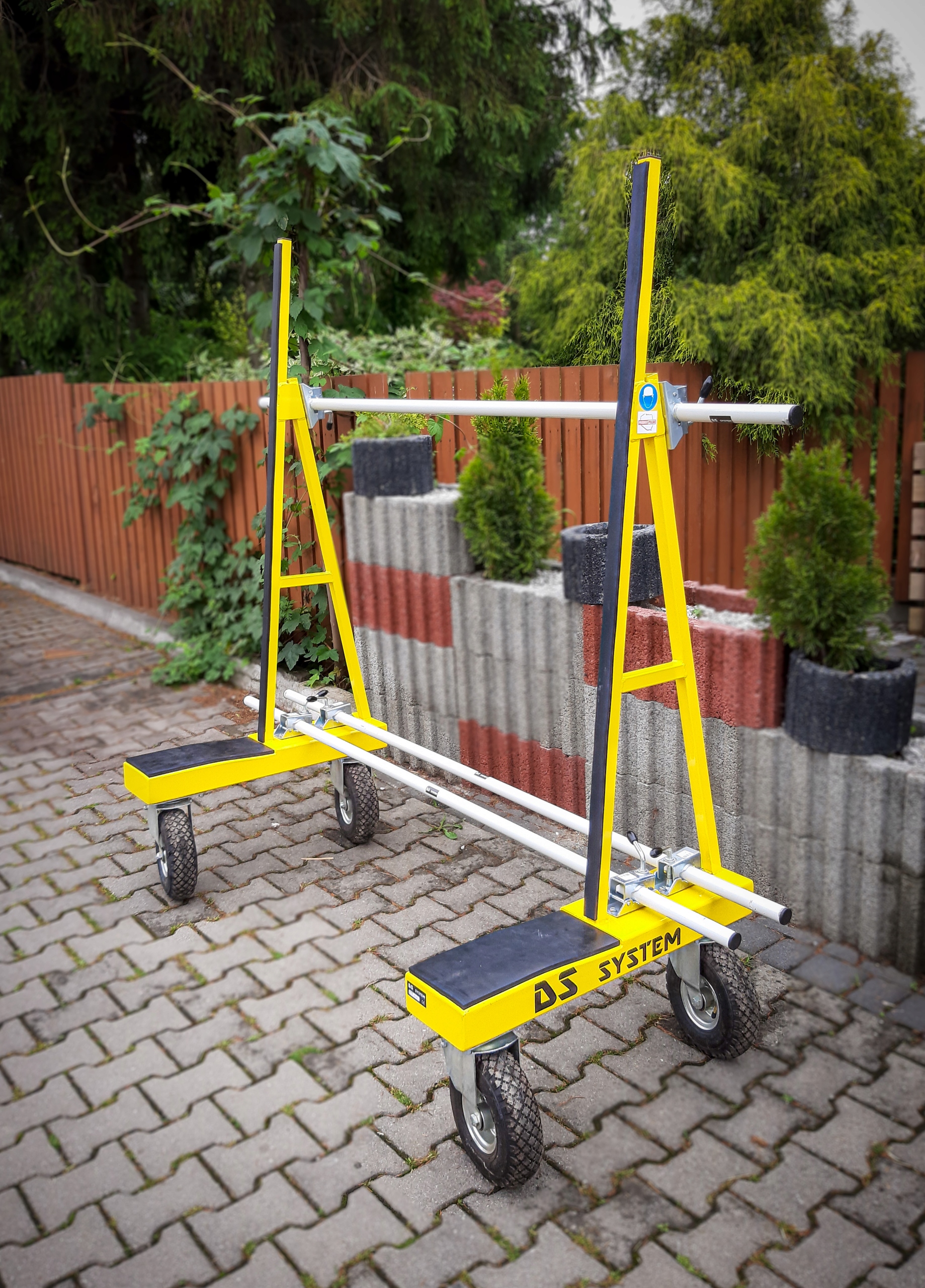 WÓZEK DO TRANSPORTU OKIEN PŁYT 700 kg - DS SYSTEM Marka DS SYSTEM
