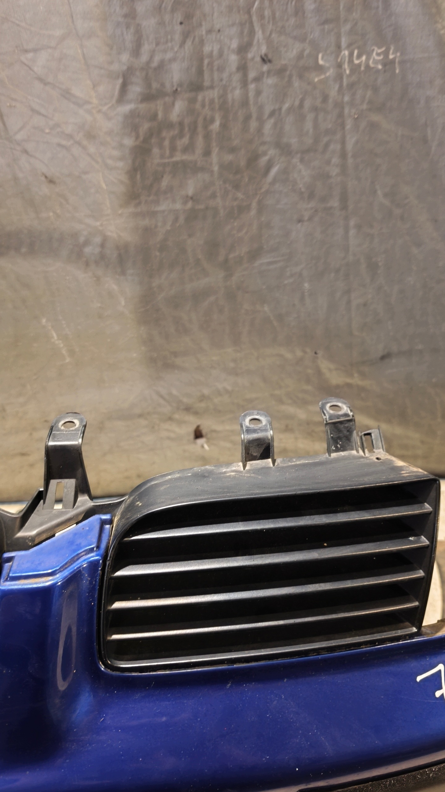 front bumper SEAT LEON and 1999r K: LS5N